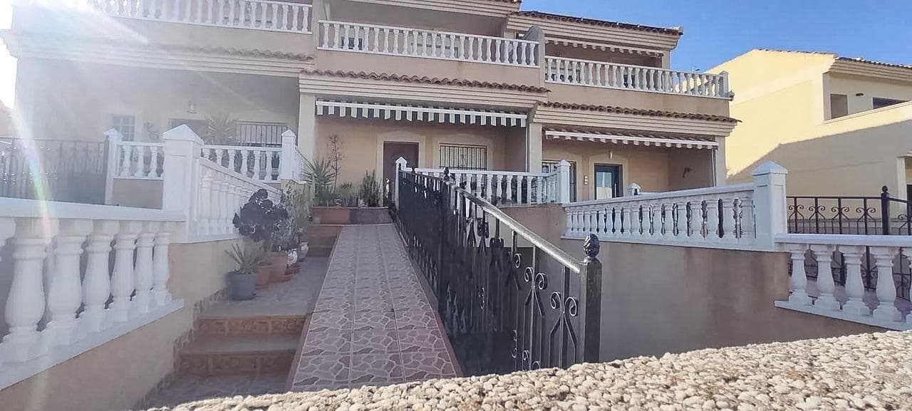 We are pleased to present this comfortable three-bedroom townhouse located in one of Torrevieja’s most desirable residential areas: the peaceful and well-maintained Los Altos urbanization, within the Los Viveros II complex. This setting is ideal for those who appreciate landscaped green areas, a well-organized community, and access to a large communal swimming pool. It is a convenient location for both year-round living and holidays, with the Orihuela beaches, major shopping facilities, the town centre, and medical services all close by. The home is arranged over four levels, giving the impression of a fully independent house. On the main floor, you will find a spacious living room, a cosy bedroom, a bathroom, and an independent kitchen with direct access to the interior patio. The first floor features two additional bedrooms, each with its own small open terrace, as well as a second full bathroom. One of the bedrooms leads to a generous solarium, the perfect place to enjoy panoramic views of the salt lakes, the town, and the sea. Its southeast orientation ensures plenty of natural light throughout the day. The property is sold fully furnished and in excellent condition, allowing new owners to move in immediately. It is equipped with diesel heating and hot/cold air conditioning, providing comfort throughout the year. The built area is 166 m², and the home includes fitted wardrobes, a storage room, and a closed garage. This is an excellent opportunity for anyone looking for a spacious home in a green, quiet neighbourhood with full access to nearby amenities. A viewing is highly recommended to truly appreciate everything this property offers.