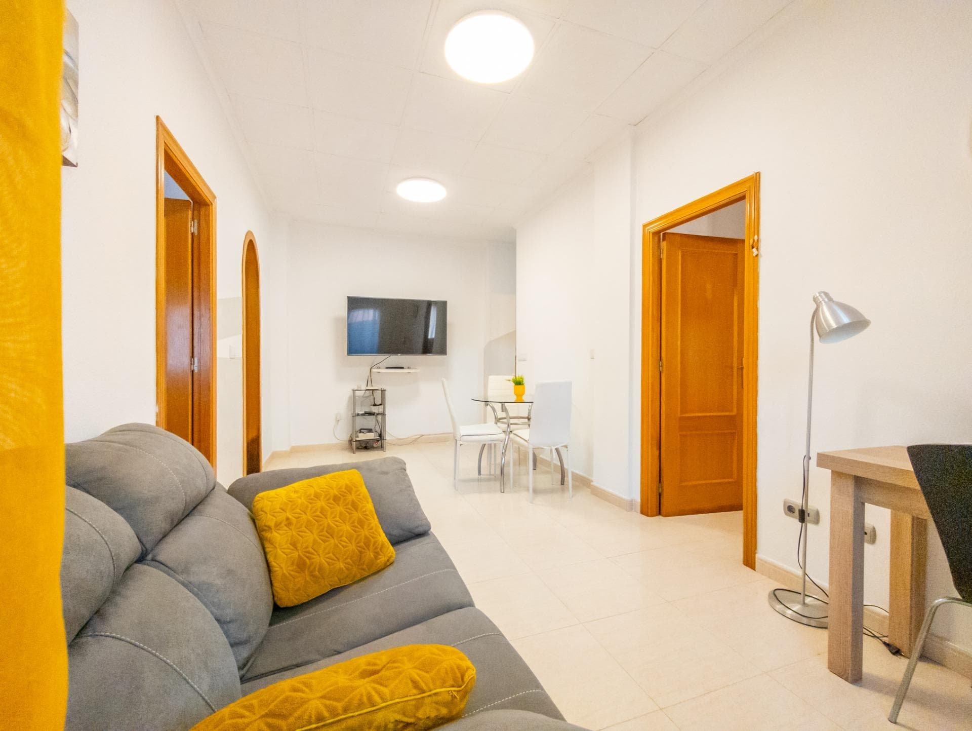 I present this cozy furnished apartment, located in Torrevieja. Torrevieja is a coastal city on the Costa Blanca. It is a tourist area, known for its multitude of beaches and sunny climate. This apartment offers 67.71 m2 of constructed area, distributed on the ground floor. It has a spacious and bright living-dining room. A separate kitchen is furnished and equipped with furniture and appliances. It has 2 bedrooms and 1 fully furnished bathroom. It has a cozy terrace, with additional security that can be replaced with an enclosure or simply removed entirely. The apartment is in good condition, fully furnished and equipped with appliances. It is ready to move into! Its location is ideal, with all services within easy reach: supermarkets, schools, shops, banks, and restaurants. The beach is within walking distance. All the amenities to offer you an unparalleled quality of life in one of the most sought-after areas of the Costa Blanca. Torrevieja is a coastal city on the Costa Blanca. It's a resort and long-term living city that grows every year. New schools, sports centers, new infrastructure, and new complexes are being built. But it also offers beach tourism year-round, thanks to its wonderfully warm climate. It's a peaceful place for both permanent residence and investment.
