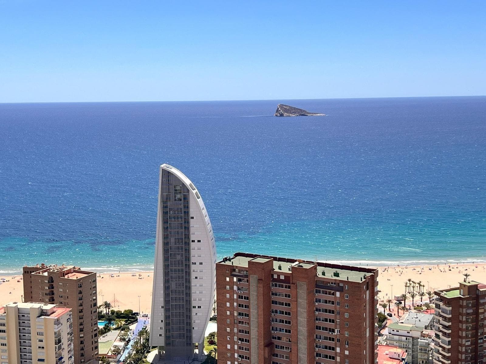 Bedrooms: 3, Bathrooms: 2, Apartment in Benidorm, Alicante, Spain