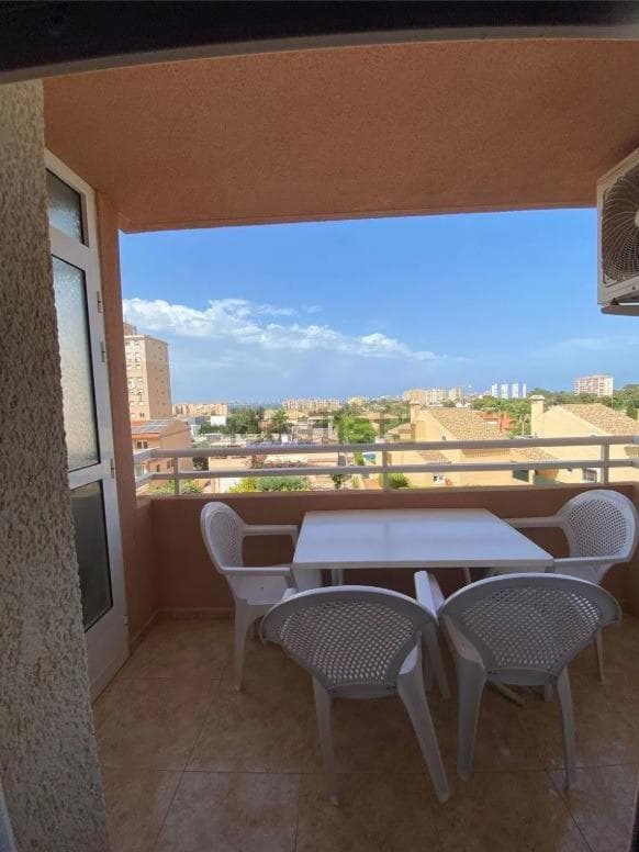 Apartment with Terrace and Communal Pool in La Manga – 3rd Floor with Excellent Layout We present this cozy apartment on the third floor, ideal for enjoying the coast in a quiet and well-connected area of ​​La Manga del Mar Menor. Main Features: 75 m² well-distributed, offering functional and bright spaces. 2 spacious bedrooms, ideal for family use or as a second home. 1 full bathroom, comfortable and practical. Living-dining room with access to a pleasant terrace, perfect for enjoying the weather, having breakfast al fresco, or relaxing moments. Functional kitchen, integrated into the space without losing independence. Communal pool, to enjoy the summer without leaving home. Located in a residential area of ​​La Manga, close to services, Mediterranean and Mar Menor beaches, restaurants, and leisure areas. Ideal both as an investment for vacation rentals and for year-round living by the sea. Contact us for more information or to arrange a no-obligation viewing. 1054