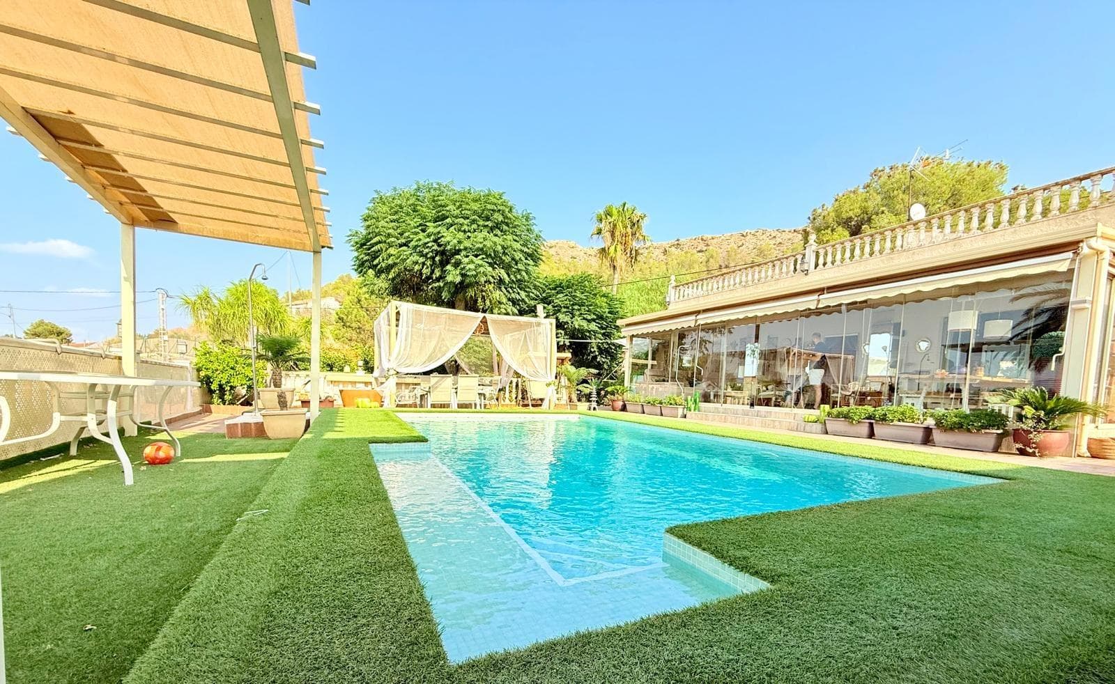 Bedrooms: 3, Bathrooms: 2, Villa in Benferri, Alicante, Spain