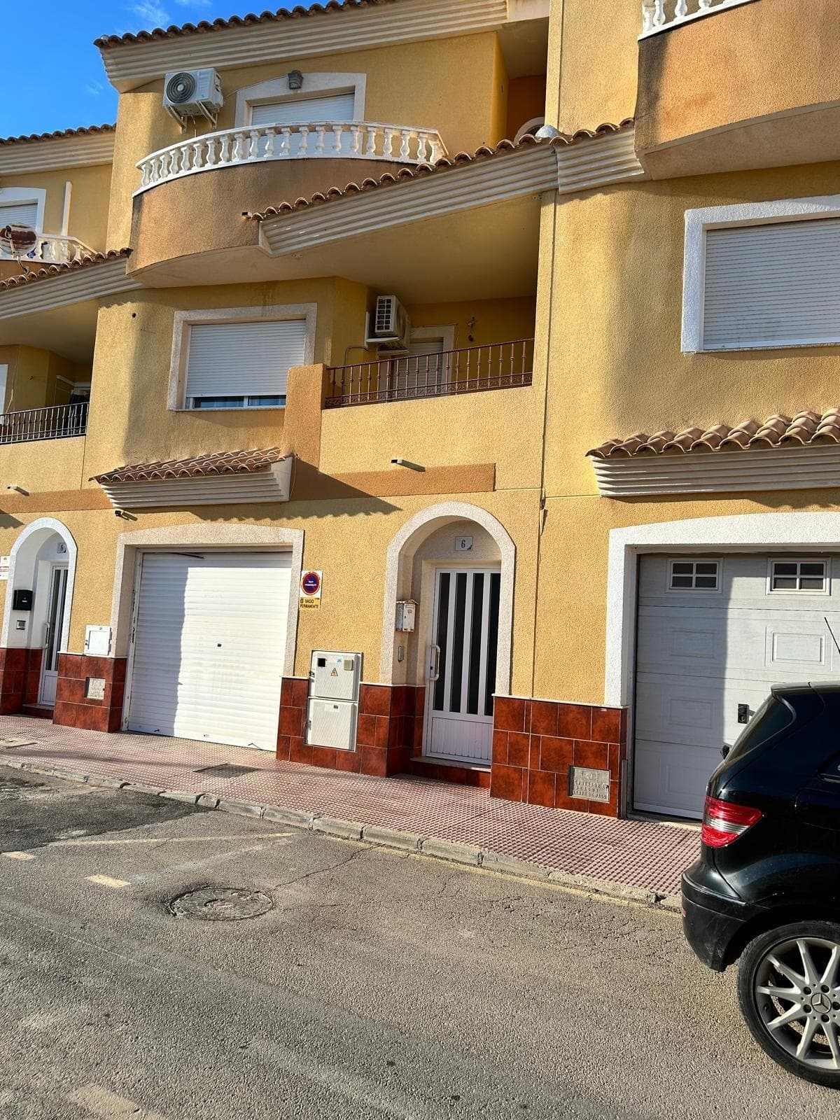 Bedrooms: 4, Bathrooms: 3, Town House in Los Alcazares, Murcia, Spain