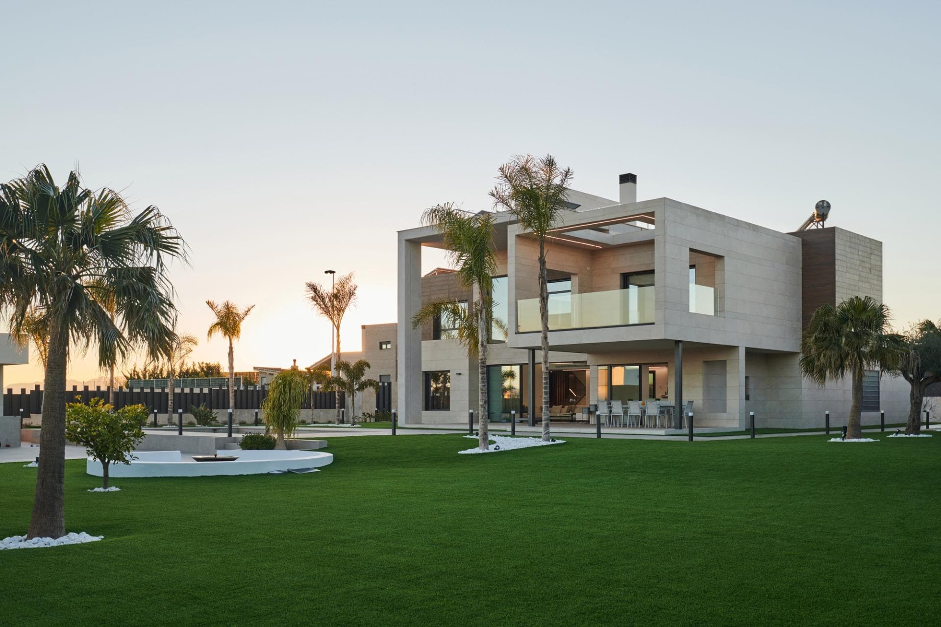Impressive villa built in 2020 on a plot of almost 2.000m2 in the prestigious area near Murcia, with unique design and exceptional qualities. . . This villa offers you an exclusive home with much more than you can imagine, in terms of luxury, comfort, space, security and sustainability.. - 7 bedrooms, 2 of them on the ground floor. The master bedroom has a dressing room. - 5 complete bathrooms, 3 of them en-suite, plus 1 guest toilet. - 60m2 garage with electric car charger. - Laundry room. - Fantastic swimming pool with pre-installation for heating and jacuzzi.. - Underfloor heating throughout the house. - Aerothermics . - Ducted air conditioning. - Glazed fireplace. - Solar panels 8kw. - Barbecue. - Panic room. - Pre-installation for lift. - Electric blinds. - Integral security system, including alarm, reinforced walls and reinforced doors. - Cinema screen in master bedroom. - Automatic irrigation system. . Distributed over 2 floors plus solarium terrace, with large windows and large and bright spaces and 200m2 of porches, on a plot of almost 2.000m2, with a fantastic swimming pool and beautiful landscaped areas.. . Located in Los Conejos, a prestigious area close to Murcia, this villa offers you the opportunity to live a life of luxury, tranquillity and total security. Its privileged location also offers green and mountain views, proximity to natural surroundings and at the same time being close to all the necessary services and only 30 minutes from the international airport of Murcia and 45 minutes from the beach.