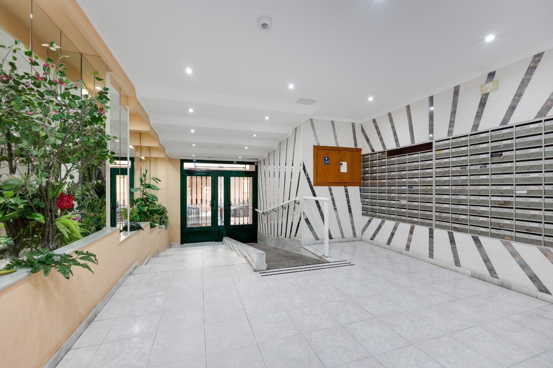 Bedrooms: 0, Bathrooms: 1, Apartment in Torrevieja, Alicante, Spain