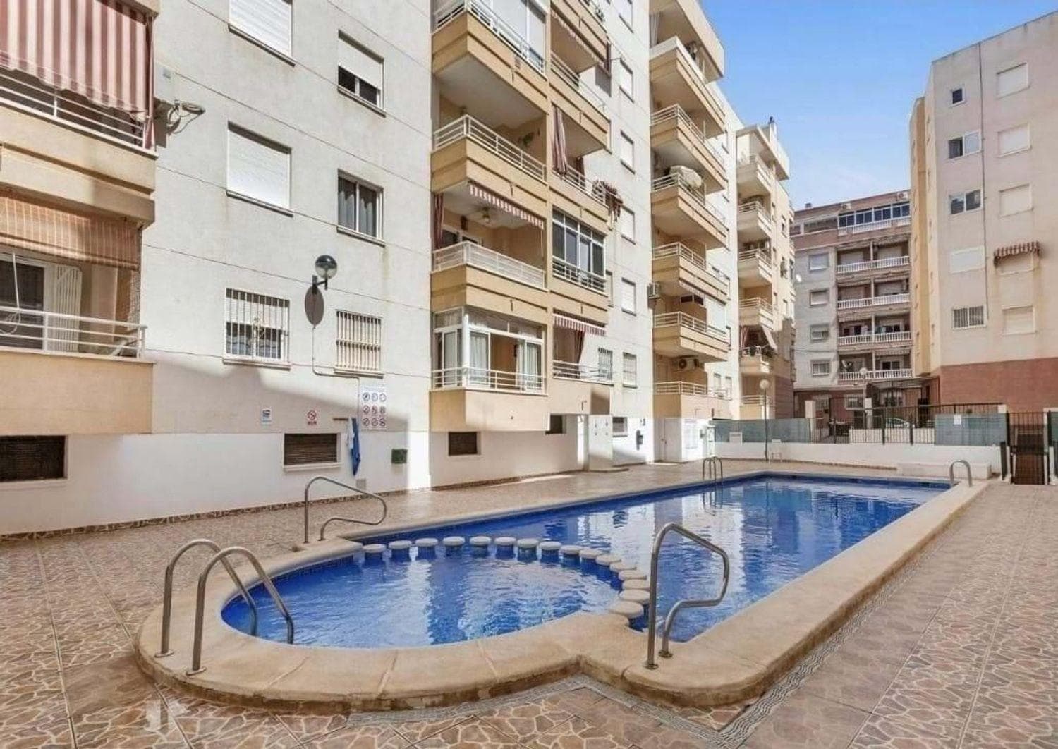Bedrooms: 1, Bathrooms: 1, Apartment in Torrevieja, Alicante, Spain