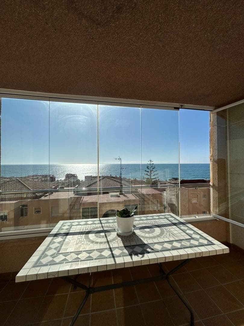 Bedrooms: 2, Bathrooms: 1, Apartment in Torrevieja, Alicante, Spain