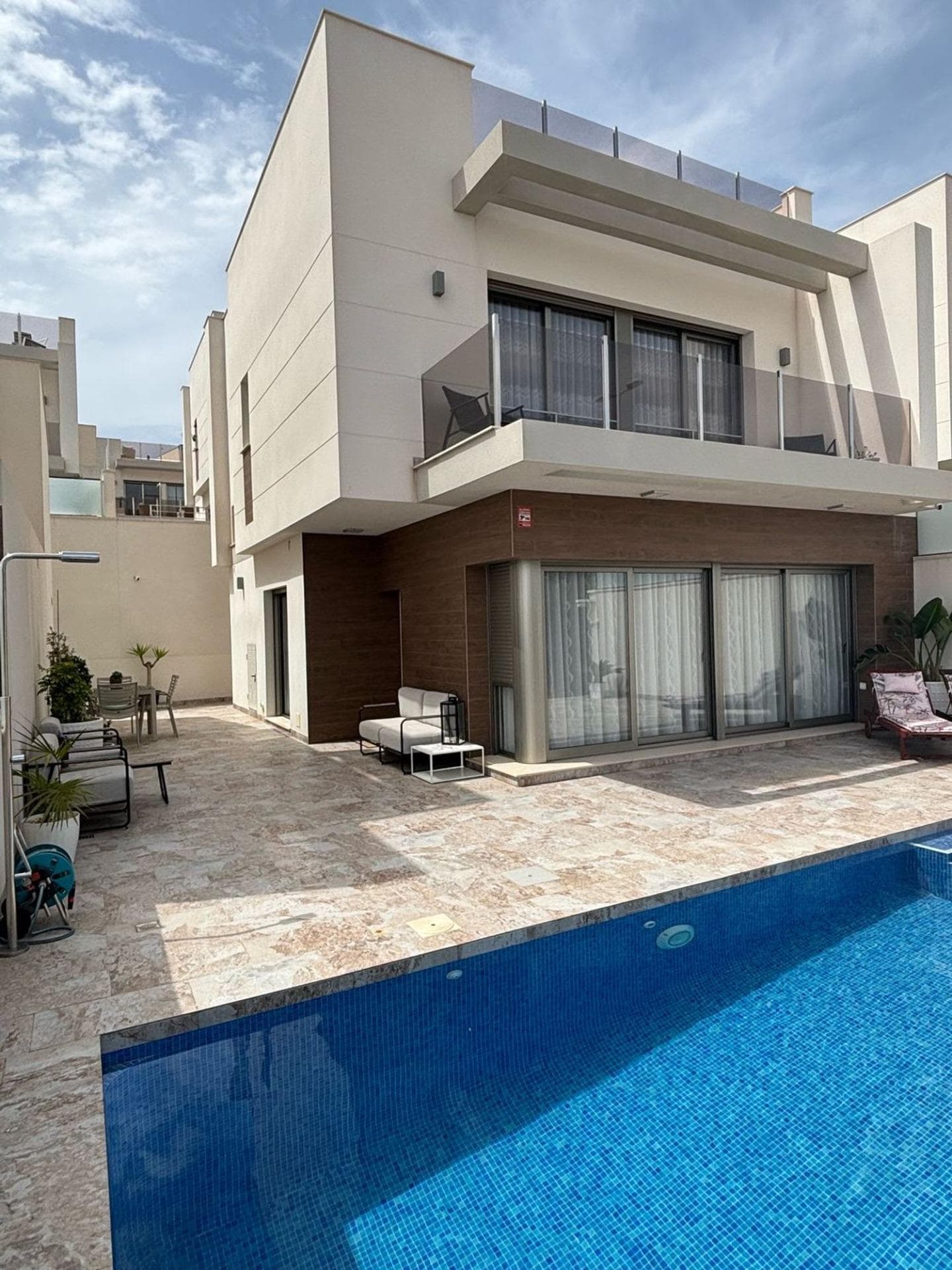 Bedrooms: 3, Bathrooms: 3, Villa in Orihuela  Costa, Alicante, Spain