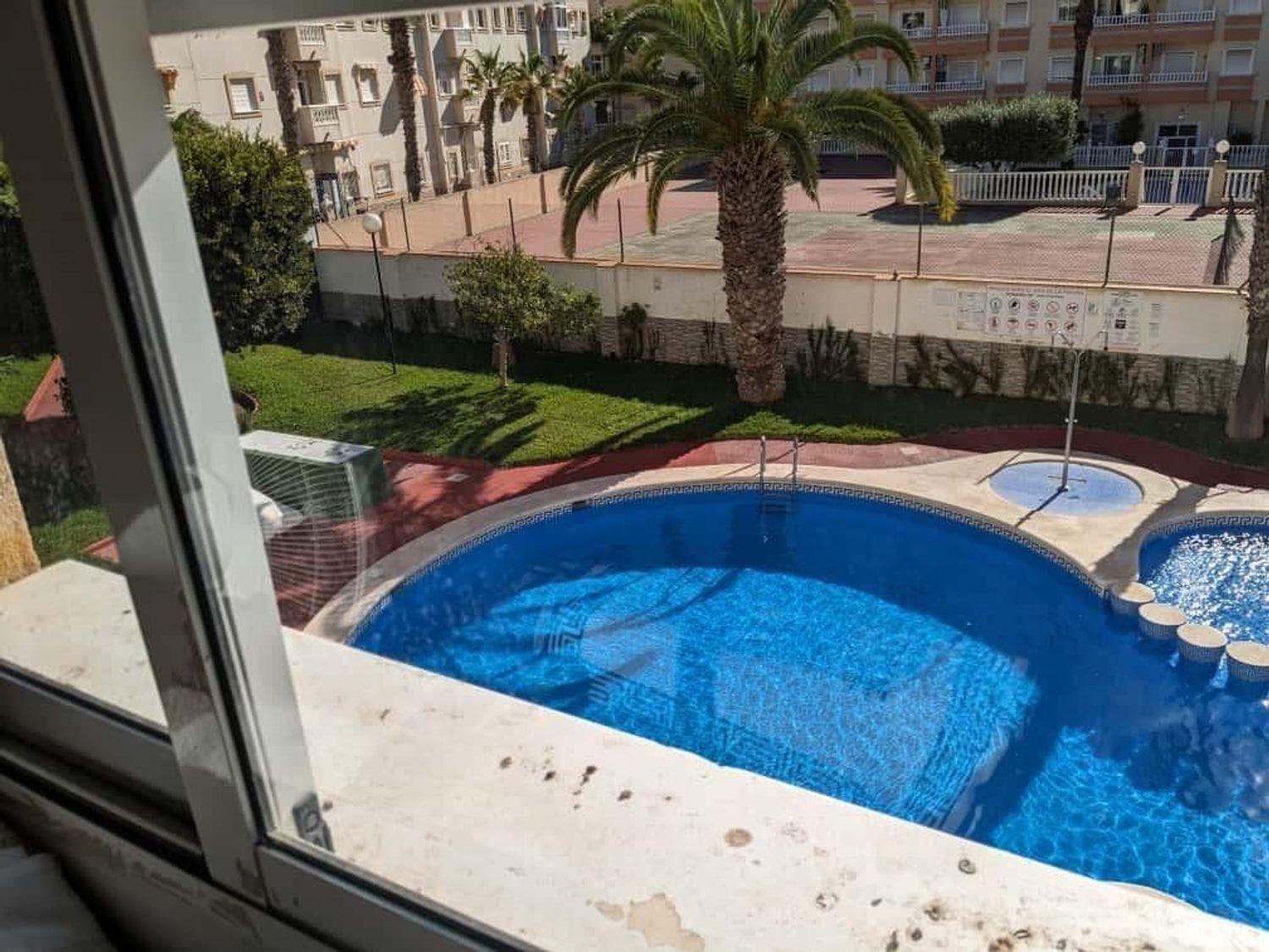 Bedrooms: 2, Bathrooms: 1, Apartment in Torrevieja, Alicante, Spain