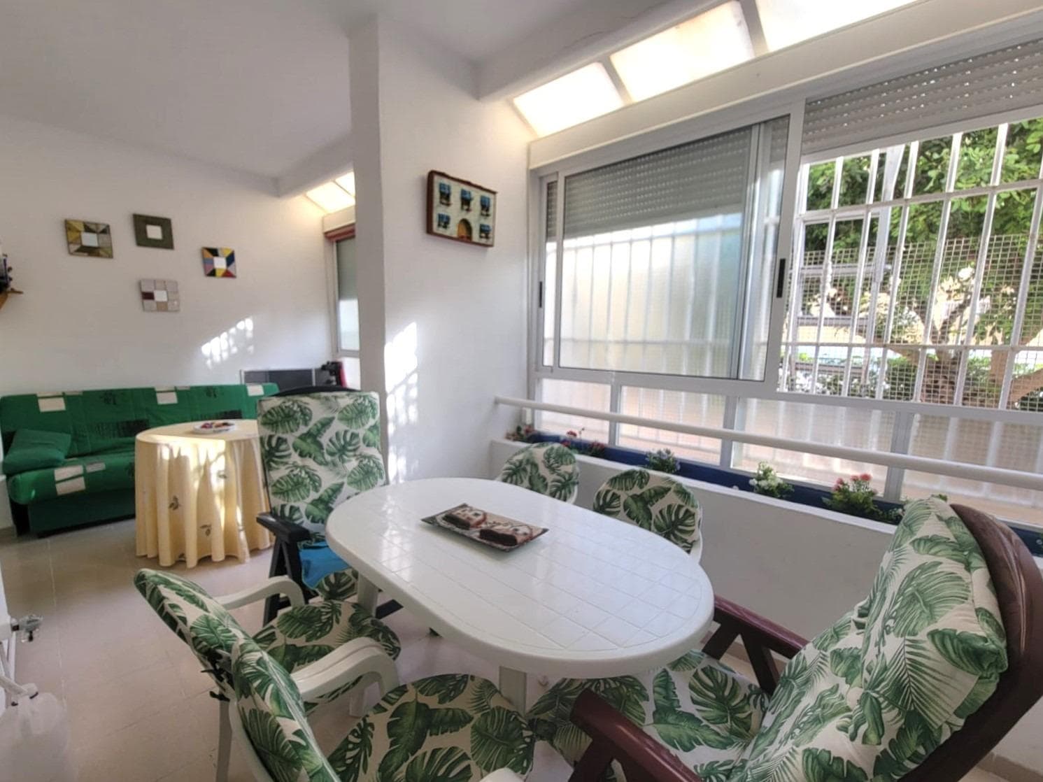 Gallery image