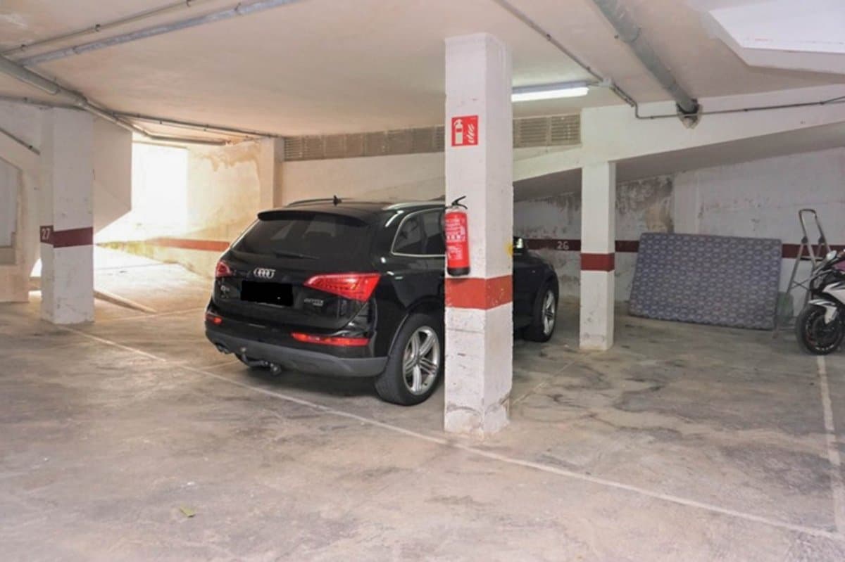 This large parking space is located in the basement of a multi-family building in Capdepera. Access to the parking lot is via an exterior ramp, which guarantees comfortable and safe entry and exit.. . The space is suitable for a large car, providing ample space to maneuver and park. There is the option of closing part of the square and using it as a storage room, offering additional space for storing personal items or tools. The parking lot is closed with an automatic gate, which adds an extra level of security and comfort for the owners.. . Access to the basement is direct from the exterior ramp, facilitating the entry and exit of the vehicle. The automatic door provides efficient access control, ensuring the security of the vehicle and any stored belongings.. . This parking space is an excellent option both for residents of the building and for those who need an additional parking space in the area. The possibility of converting part of the space into a storage room adds value and functionality to the property.. . The price does not include the taxes corresponding to the purchase, nor the notary and property registration expenses.. . For more information or to organize a visit, do not hesitate to contact us. We are available to assist you every step of the process and help you find the perfect solution for your parking and storage needs.. . Parking space for 1 large car, with the possibility of closing part of it and using it as a storage room. The parking lot is located in the basement of a multi-family building with an exterior access ramp and closed with an automatic door.. . The corresponding purchase taxes, notary and property registration expenses are not included in the price.
