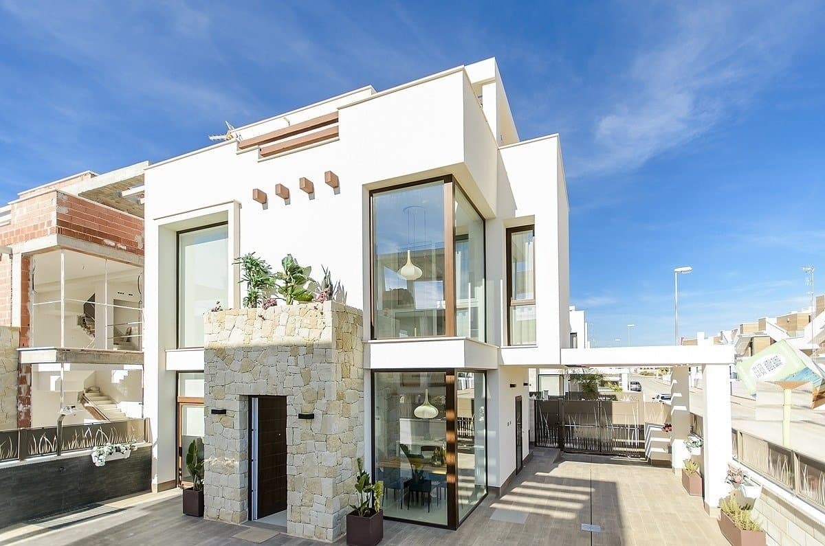 NEW BUILD VILLAS IN VERA, ALMERIA New Build residential of beautiful villas located in the Coast of . Almeria, Vera. New Build residential of independent villas to choose between two models: double height, with three bedrooms and three bathrooms and three bedrooms with two bathrooms, all on one floor.  Both with pool of 6x3 meters and on a plot of 230 meters approximately.  As an options all villas can can have underbuild space at an extra cost. Villas located just 200 metres from the Vera beach. Vera is one of the best naturist places in Europe, recognized for the quality and purity of their waters.  It offers six kilometres of beaches (Las Marinas-Bolaga, Puerto Rey, El Playazo, Quitapellejos). Vera bordering with the famous tourist destinations such as Mojacar and the Almanzora Caves. Residential complex located about 1,5 hour drive away from Murcia - Corvera airport and about 2 hours away from Alicante airport.
