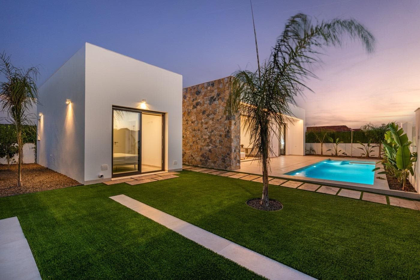 NEW BUILD VILLAS IN SAN JAVIER&#13;&#13;New Build residential of villas in San Javier.&#13;&#13;Villas build over 1 floor and consists of 3 bedrooms, 2 bathrooms, open plan kitchen, the living room with open views to the terrace, private garden with the pool. &#13;&#13;Fully furnished kitchen in white gloss or wood colour includes Induction hob with integrated extractor, oven, microwave, washing machine, integrated refrigerator, and integrated dishwasher.&#13;&#13;Complete Air Conditioning installation through ducts.&#13;Pool has pre-installation for heat pump.&#13;&#13;San Javier is close to all amenities with easy access to the beach, water sports, shops and the transport network.&#13;&#13;Here you can enjoy all of the facilities that San Javier has to offer such as the local shops, bars and restaurants as well as being near to shopping centres, the airport of Murcia and all of the beautiful places to be found along the Mar Menor.&#13;&#13;Corvera/Murcia airport is 30 minutes away and Alicante airport is 45 minutes away.&#13;