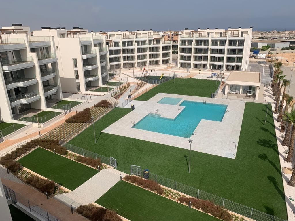 NEW BUILD RESIDENTIAL COMPLEX IN VILLAMARTIN&#13;&#13;New Build residential complex of a total of 94 modern 2 bedrooms apartments and penthouses in Villamartin.&#13;&#13;You can choose from ground floor apartments with garden, apartments with cosy terraces or penthouses with sunny roof terraces and fantastic views &#13;&#13;Open plan kitchen and the living room, 2 spacious bedrooms with fitted wardrobes, 2 bathrooms, laundry room.&#13;&#13;The properties are delivered with white goods, LED lighting package, underfloor heating and shower screens in bathrooms, ducted A/C installed, Legrand smart home system installed, aerothermal system for hot water, motorized blinds and private parking space.&#13;&#13;Residential will offer a large communal swimming pool, green areas, sauna, children's playground and gym.&#13;&#13;Excellent location close to shops and golf courses.&#13;&#13;The Villamartin area is very popular with tourists and residents, most of the community consists of Western European expatriates who have settled there in the last 15 years, virtually transforming the original village into a vibrant all year round destination. &#13;&#13;There a 3 golf courses nearby and the blue flag beaches are just a short 10 minute drive away.&#13;&#13;Alicante &amp; Murcia airports are 45 minutes drive away.&#13;&#13;