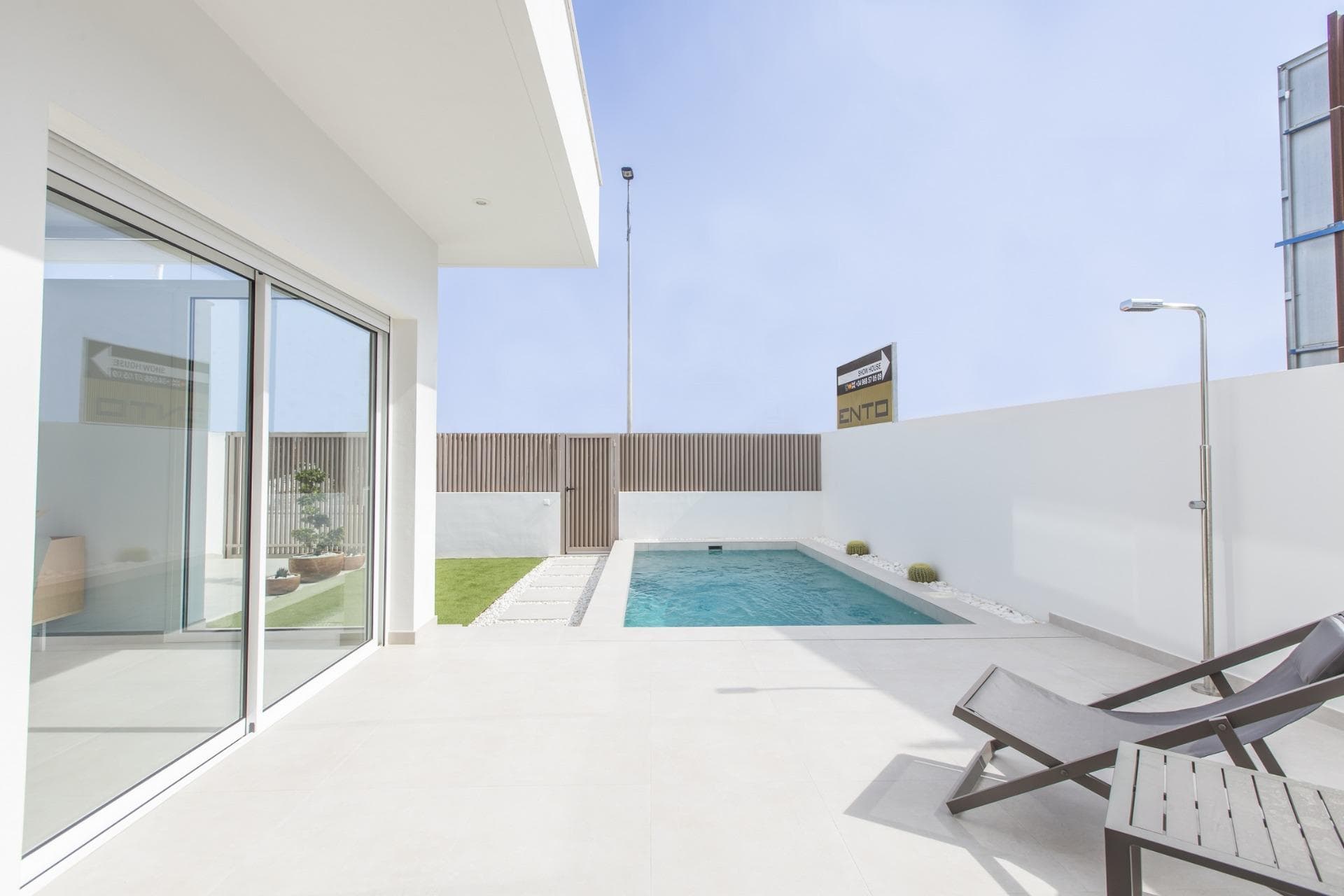 NEW BUILD VILLAS IN SAN JAVIER&#13;&#13;New Build project of detached villas in San Javier.&#13;&#13;New Build villas are distributed over two floors plus the spacious roof terrace with beautiful views of the surroundings.&#13;&#13;On the ground floor there is a bright living room with open plan kitchen and access to the terrace, a double bedroom with fitted wardrobe and a bathroom.&#13;On the first floor there are 2 spacious bedrooms, one with built-in wardrobe and the other one with dressing room and bathroom en suite. &#13;Private garden with the pool and parking space.&#13;&#13;San Javier is close to all amenities with easy access to the beach, water sports, shops and the transport network.&#13;&#13;Here you can enjoy all of the facilities that San Javier has to offer such as the local shops, bars and restaurants as well as being near to shopping centres, the airport of Murcia and all of the beautiful places to be found along the Mar Menor.&#13;&#13;Corvera/Murcia airport is 30 minutes away and Alicante airport is 45 minutes away.&#13;&#13;