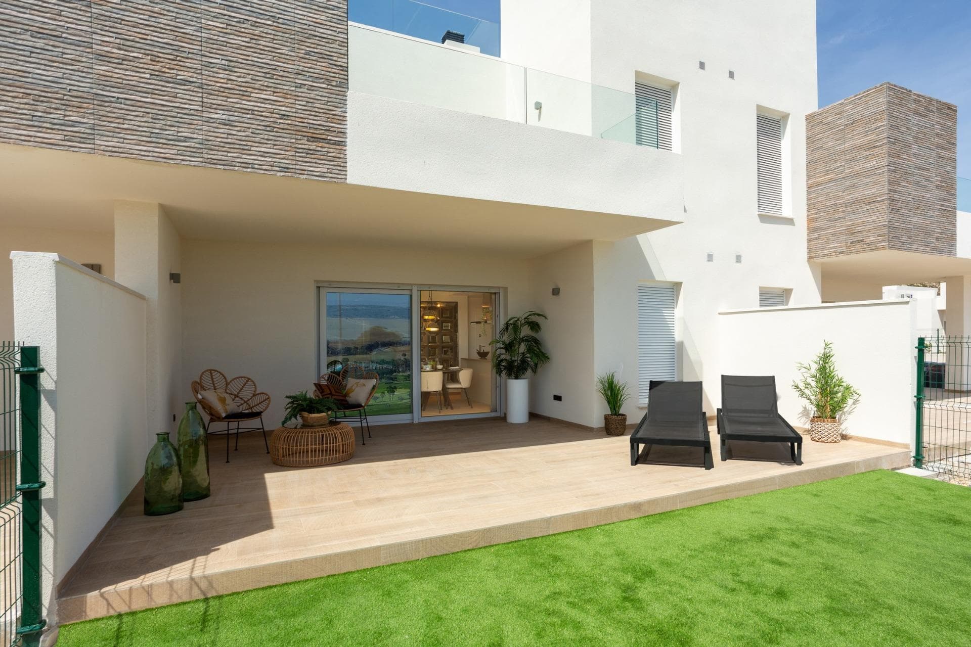 New Bungalows in La Finca Golf, Algorfa - Luxury and Nature at the Costa Blanca&#13;&#13;Exclusive Residential Complex in a Golf Setting&#13;Located in the prestigious La Finca Golf resort in Algorfa, this new residential complex offers a unique opportunity to enjoy a home in the heart of the Costa Blanca South. Designed to provide comfort, exclusivity and an unrivalled connection with nature, this development features modern bungalows surrounded by extensive green areas and a spectacular communal swimming pool.&#13;&#13;La Finca Golf is a privileged enclave that combines tranquillity and first class services, ideal for those seeking a relaxed lifestyle with easy access to the region's main attractions.&#13;&#13;Modern Design and Living Options&#13;This development offers 2 and 3 bedroom bungalows, designed with a contemporary style and high quality materials. All homes have:&#13;&#13;2 full bathrooms.&#13;Open plan kitchen integrated in the living room.&#13;Fitted wardrobes in all bedrooms.&#13;Electric blinds in bedrooms and living room.&#13;Fully installed ducted air conditioning.&#13;&#13;Distribution options:&#13;Ground floor with private garden, ideal for those looking for more outdoor space.&#13;Top floor with private terrace and solarium, perfect for enjoying the Mediterranean climate and panoramic views.&#13;There is also the option to purchase an underground parking space and storage room at an additional cost.&#13;&#13;Privileged Location and Close Connections&#13;This exclusive residential development is situated in La Finca Golf, Algorfa, within the beautiful Vega Baja. Its strategic location allows you to enjoy the tranquillity of golf whilst remaining close to all essential amenities.&#13;&#13;Distances to the main points of interest:&#13;&#13;Guardamar del Segura beaches - 15 km (15 minutes drive).&#13;Alicante Airport - 35 km (35 minutes drive).&#13;Nearby towns - Almoradí, Benijófar and Ciudad Quesada within a few minutes drive.&#13;Shopping Centres in Torrevieja and Orihuela Costa - 15 minutes drive.&#13;&#13;A Unique Opportunity for Investment or Residence&#13;Whether as a permanent residence, holiday home or investment property, these new bungalows at La Finca Golf offer a perfect combination of design, location and quality of life on the Costa Blanca.&#13;&#13;Contact us today for more information or to arrange a viewing.&#13;