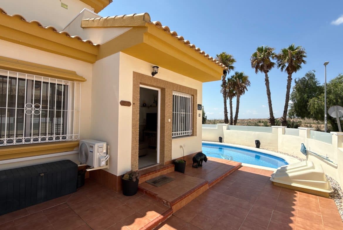 Exceptional 3-Bedroom Villa with Private Pool on Corner Plot – Sucina – €199,950Price: €199,950Location: Sucina, Murcia, SpainBedrooms: 3Bathrooms: 2Plot: Spacious corner plotFeatures: Private swimming pool, modern interiors, excellent outdoor spaceFurnishing: Sold furnished (excluding personal belongings)Move straight in to your dream home in sunny Sucina!This beautifully presented 3-bedroom, 2-bathroom villa is set on a generous corner plot and comes sold furnished (excluding personal belongings), making it a perfect turnkey option. Enjoy your own private swimming pool, spacious terrace, and low-maintenance gardens—ideal for relaxing or entertaining under the Spanish sun.This style of villa is highly sought after in Sucina and rarely available—act quickly to secure this fantastic opportunity!Key Features:Bright and airy open-plan living and dining areaThree double bedrooms with built-in wardrobesTwo modern bathrooms, including one en-suiteFully equipped kitchen with quality appliancesLarge private swimming pool and sunbathing terracelow-maintenance gardensSouth-facing orientation for all-day sunshineQuiet residential area, yet close to Sucina’s shops, bars, and restaurantsSold furnished (excluding personal belongings)Why Choose Sucina?Popular village location just 25 minutes from Murcia airport and Mediterranean beachesEasy access to golf courses, supermarkets, and local amenitiesPerfect for permanent living, holiday home, or rental investmentAdditional Services:Full legal support and buying guidance for international buyersMortgage assistance availableProperty management and rental services through Premier PropertiesDon’t miss this rare opportunity to own a sought-after villa with a private pool on a corner plot in Sucina.Contact us today to arrange a viewing or request more information.