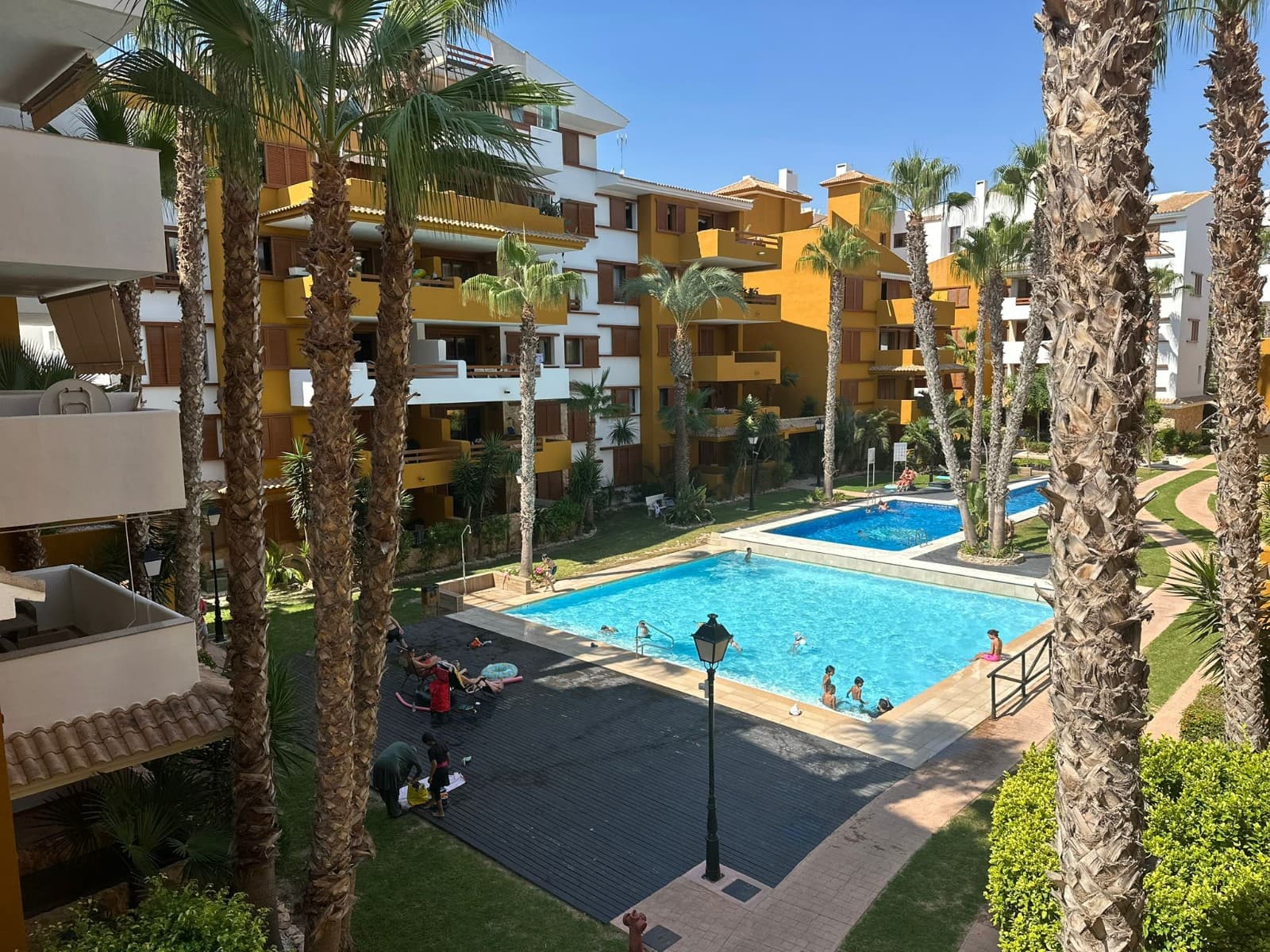 This stunning second-floor apartment offers 2 bedrooms and 2 bathrooms (including an en-suite), With underfloor heating in both bathrooms, This beautiful apartment boasts breathtaking views over the communal pool and landscaped gardens of La Recoleta.

The bright living-dining area and open-plan kitchen flow seamlessly onto a south-facing terrace, where you can enjoy the Sunny Days . The property also comes with a private parking space and storage room for your convenience.

Located in a well-maintained residential complex, residents have access to three communal swimming pools and beautiful green areas. This apartment is being sold fully furnished—ready for you to move straight in.

Location Highlights:





Beautiful South-Facing Apartment in La Recoleta, Punta Prima Walking distance to Cala Piteras, Playa de Punta Prima, and Playa Flamenca





Close to Zenia Boulevard shopping centre, sports facilities, and all amenities





Easy access to the blue flag beaches of Orihuela Costa and Torrevieja





Near the golf courses of Las Colinas, Campoamor, Las Ramblas, and Villamartin





Excellent road connections via AP-7 and N-332





Whether you’re looking for a holiday retreat, an investment, or a permanent home, this property offers the perfect combination of sun, sea, and convenience in one of the most sought-after locations on the Costa Blanca.