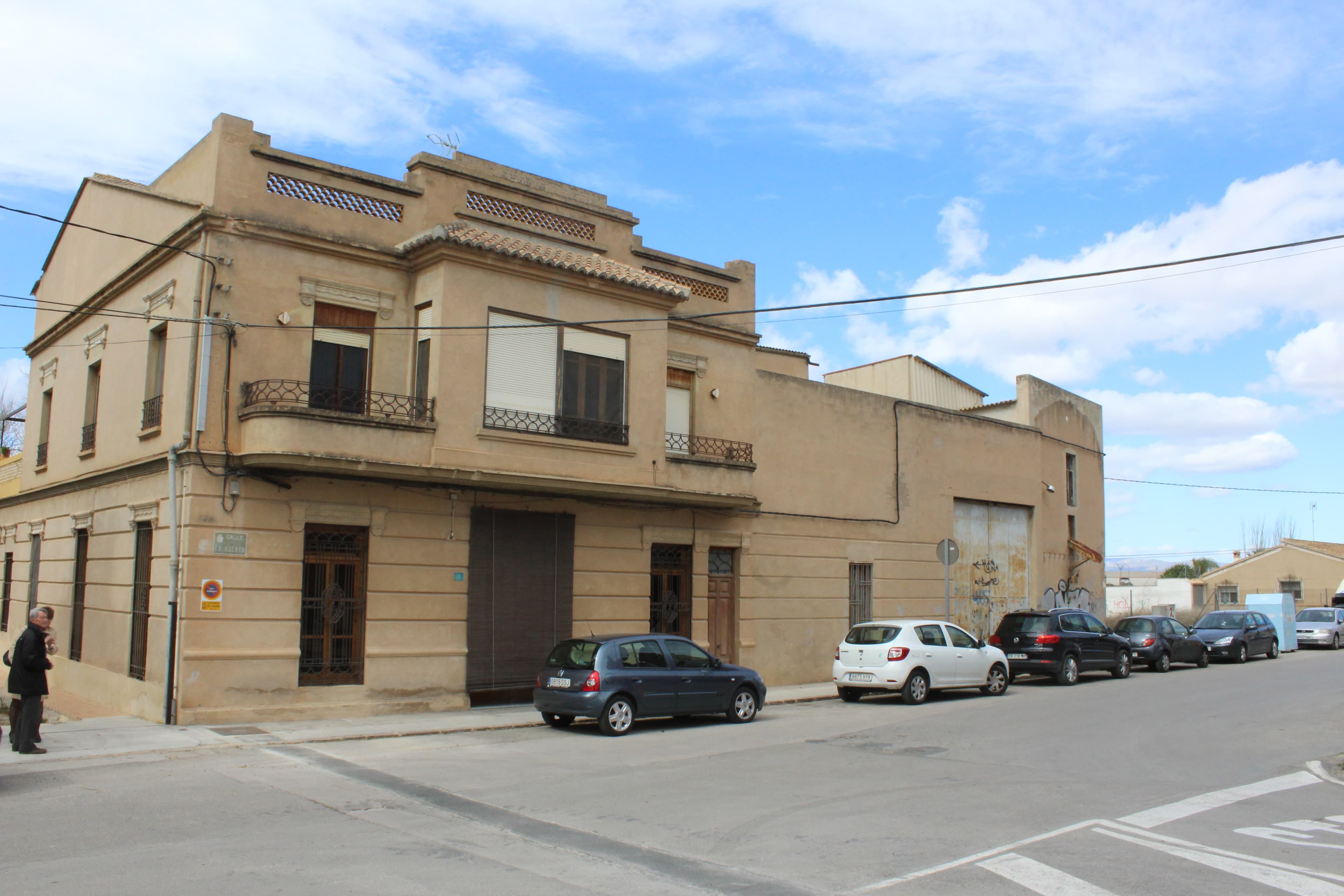 Gallery image