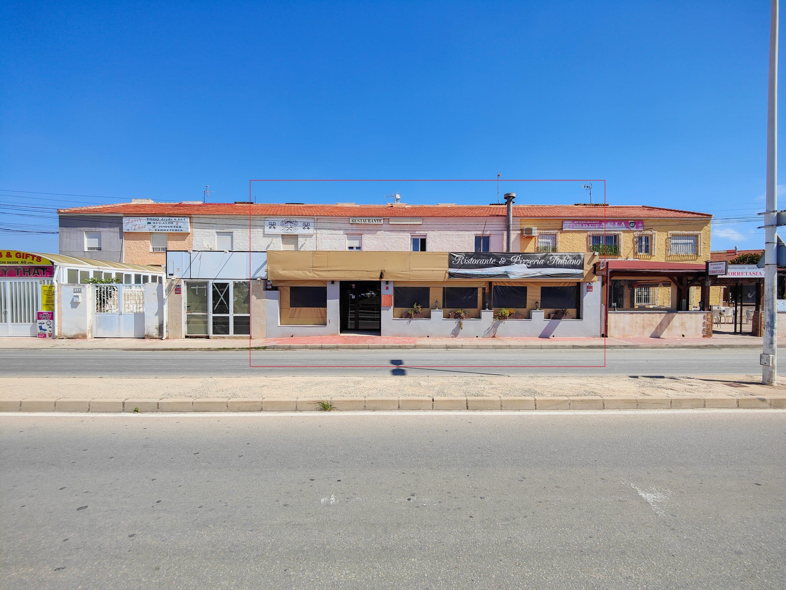 We are pleased to offer this spacious restaurant with 3 independent 2 bedroom 1 bathroom apartments for sale in Torreta Florida - Torrevieja. The restaurant which is on the ground floor, offers a 150 sqm constructed surface with a large 50 sqm terrace to the front and another 20 sqm terrace at the back. Inside we find 2 toilets, 2 kitchens, 2 bars, and 3 dining areas.On the top floor there are 3 independent apartments with 2 bedrooms, 1 bathroom, kitchen, living area and a good size terrace. These properties are accesed by external stairs at the back of the restaurant. The apartments were renovated about 8 years ago. All 3 apartments are rented out at the moment, which makes this a great investment as this would cover big part of the expenses if you decide to open your business here.There are no photos of the apartments as they are rented out but can be viewed if interested.For more details do not hesitate to contact us. Do not miss the chance to buy this amazing restaurant with 3 independent apartments in Torreta Florida - Torrevieja