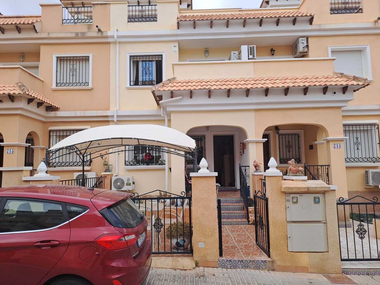 Bedrooms: 3, Bathrooms: 2, Town House in Orihuela  Costa, Alicante, Spain