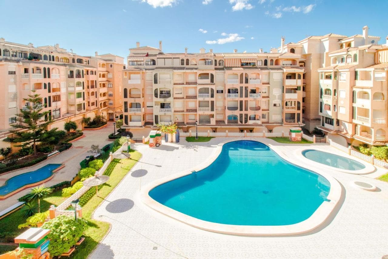 Bedrooms: 1, Bathrooms: 1, Bungalow in Torrevieja, Alicante, Spain