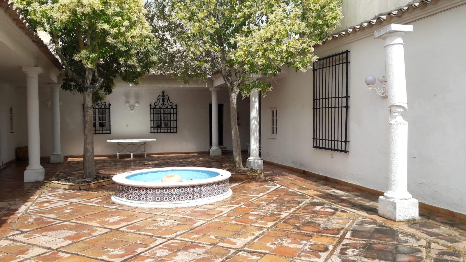 Beautiful house located in Pedernoso, a town that belongs to the province of Cuenca. This house has 800 square meters built, inside the building there is a large patio with a fountain, which enjoys shade and is ideal to enjoy it at any season of the year. The house has a very large living room with fireplace, also quite large kitchen, 5 double bedrooms, 3 bathrooms, and 2 storage rooms. The house has oil heating. It also has a large garage with capacity for 4 cars. Also in the interior patio has a large barbecue with space to eat, ideal to invite your friends and family. Great location, 1hr 45mins from MAdrid, 1hr 20 mins from Cuenca, 1hr 3omins from Toledo.  If you liked this magnificent property, do not hesitate to contact us to arrange a visit, we will be happy to help you!We are specialists in the Costa Blanca and Costa Calida specialising in the Alicante and Murcia Inland regions with a particular emphasis on Elda, Pinoso, Aspe, Elche and surrounding areas. We are an established, well known and trusted company that has built a solid reputation amongst buyers and sellers since we began trading in 2004. We offer a complete service with no hidden charges or surprises, starting with sourcing the property, right through to completion, and an unrivalled after sales service which includes property management, building services, and general help and advice to make your new house a home. With a portfolio of well over 1400 properties for sale, we are confident that we can help, so just let us know your preferred property, budget and location, and we will do the rest.