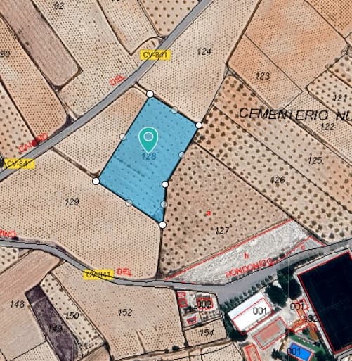 A beautiful piece of land, perfectly suited for agriculture or placing a caravan.The plot offers plenty of opportunities for hobby gardening or a weekend away enjoying the nature.Just a short walking distance away from the charming little town of Alguena.We have a large portfolio of properties in the Costa Blanca and Costa Calida areas, specialising in country properties, villas, fincas, building plots and design and build options in the Alicante and Murcia regions with a particular emphasis on Elda, Monovar, Pinoso, Sax, Villena, Aspe, Fortuna, Albacete and many more surrounding areas. We have been established since 2004 and have decades of experience between the team which we bring to bear to help you find and secure your new dream home. We help you every step of the way to make sure your purchase in Spain is safe and hassle free. We are not here to sell you a property, we are here to help you realise your dream and find what is right for you. With us you are in the safest hands. Contact us now to have a no obligation chat about how you too can realise your dreams.