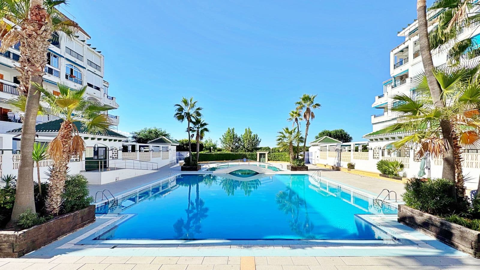 Just 200 meters from La Mata Beach in Torrevieja, this beautiful apartment for sale offers modern design, high-quality finishes, and an unbeatable location by the sea. The property features 1 bedroom, 1 bathroom, 45 m² of interior space, and a sunny 12 m² south-facing terrace — perfect to enjoy the Mediterranean climate all year round. The terrace is equipped with awnings, providing a private and comfortable outdoor area for relaxation.The apartment is sold fully furnished and equipped with appliances, air conditioning, and an alarm system, ready to move in or start renting out immediately. It also includes a private parking space, a highly valued feature in this popular coastal area.Located in the well-known Viñamar V residential complex, the property offers access to a communal swimming pool and beautifully maintained common areas, providing a peaceful and secure environment both for permanent living and holidays. The area offers all services within walking distance — supermarkets, restaurants, pharmacies, public transport, and leisure options.Thanks to its excellent location near the sea, modern features, and strong rental potential, this apartment in La Mata is an ideal opportunity to buy a property in Torrevieja for personal use or as an investment on the Costa Blanca.