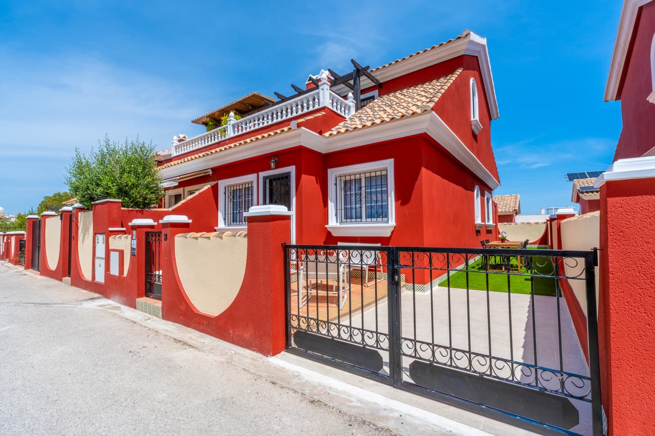 Set in the heart of Villamartín, this beautifully renovated semi-detached townhouse offers the perfect combination of style, space, and convenience—just a short walk from Aldi, as well as a great selection of bars and restaurants.The property features three spacious bedrooms and two modern bathrooms, all finished to a high standard. The interior has been thoughtfully updated to create a bright, contemporary feel, with comfortable living spaces that are ready to enjoy from day one.Outside, the home benefits from a sunny orientation, making the most of natural light throughout the day. There is generous garden space—ideal for relaxing, entertaining, or dining al fresco—as well as a private driveway for convenient off-road parking. Upstairs, the master bedroom enjoys access to its own private balcony, offering a peaceful spot to unwind.Sold fully furnished, this turnkey property is perfect as a permanent residence, holiday home, or investment opportunity in one of the most popular areas of the Costa Blanca.