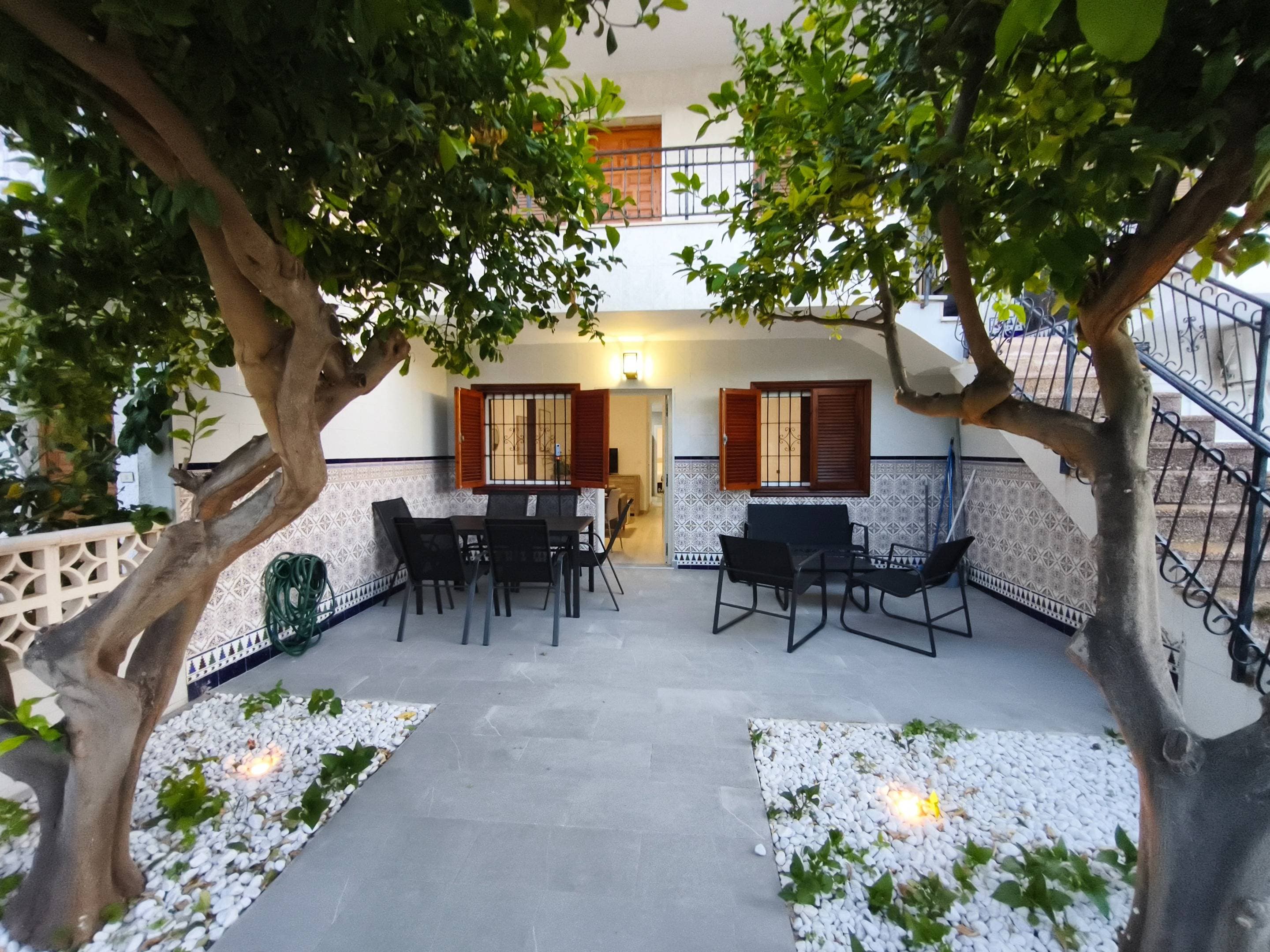 We present this charming ground floor apartment located in the quiet area of ​​Lo Pagán, San Pedro del Pinatar. This newly renovated bungalow has a constructed area of ​​70 m² and a usable area of ​​67 m², offering a perfect space for both living and holiday rentals. The property faces southwest, guaranteeing natural light throughout the day. It features three comfortable double bedrooms and a well-distributed full bathroom that maximizes every corner of the home. The jewel of this property is its spacious private terrace, ideal for enjoying the Mediterranean climate and relaxing after a long day. With a total plot area of ​​110 m², there is ample outdoor space surrounded by trees that provide natural shade and privacy. Located just 500 meters from the sea, you can walk to the beach in a few minutes; it is also close to schools, hospitals, and children's play areas, making this location ideal for young families or those seeking tranquility without being too far from essential services. This bungalow combines all the desired features: spacious rooms with nearby amenities within a welcoming community. Viewing is highly recommended.