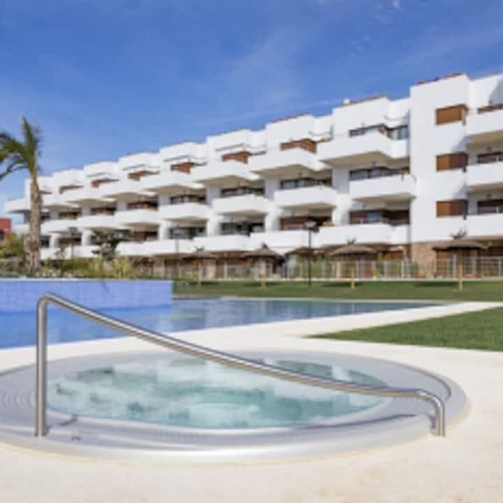 🌴 Live in style in Lomas de Cabo Roig 🏡☀️ If you're looking for comfort, elegance, and a prime location on the Costa Blanca, this apartment in Lomas de Cabo Roig is just what you need. Located in a high-end residential area, surrounded by perfectly maintained green areas, this home offers quality of life and tranquility in a modern and welcoming setting. ✨ Spaces designed for your well-being This apartment has been designed to offer functionality and comfort in every corner. With two spacious and bright bedrooms and two fully equipped bathrooms, it's ideal for year-round living or for a carefree vacation. 🍽️ The modern open-plan kitchen connects to a practical interior patio, perfect for a laundry or storage area. The spacious living-dining room, with excellent natural light, provides direct access to a cozy terrace, ideal for breakfast in the sun, al fresco dinners, or simply relaxing at the end of the day 🌇🌿. 🏊‍♂️ A setting that has it all Located in a high-end gated community, you'll enjoy a communal pool, garden areas, and perfectly maintained common spaces, designed for relaxing and enjoying the Mediterranean climate year-round. 🚗 It also has an underground parking space, an added value that guarantees comfort and security for your vehicle. 📍 Strategic location Lomas de Cabo Roig is a rapidly expanding area, well-connected and with easy access to the best beaches of Orihuela Costa, golf courses, shopping centers, restaurants, and all the necessary services for daily life. 💬 Don't miss this opportunity! An apartment like this isn't found every day: top location, luxury development, parking space, terrace, and everything you need to live or invest with complete security. 📞 Interested? Contact me and come see your next home on the coast! 🌊🔑