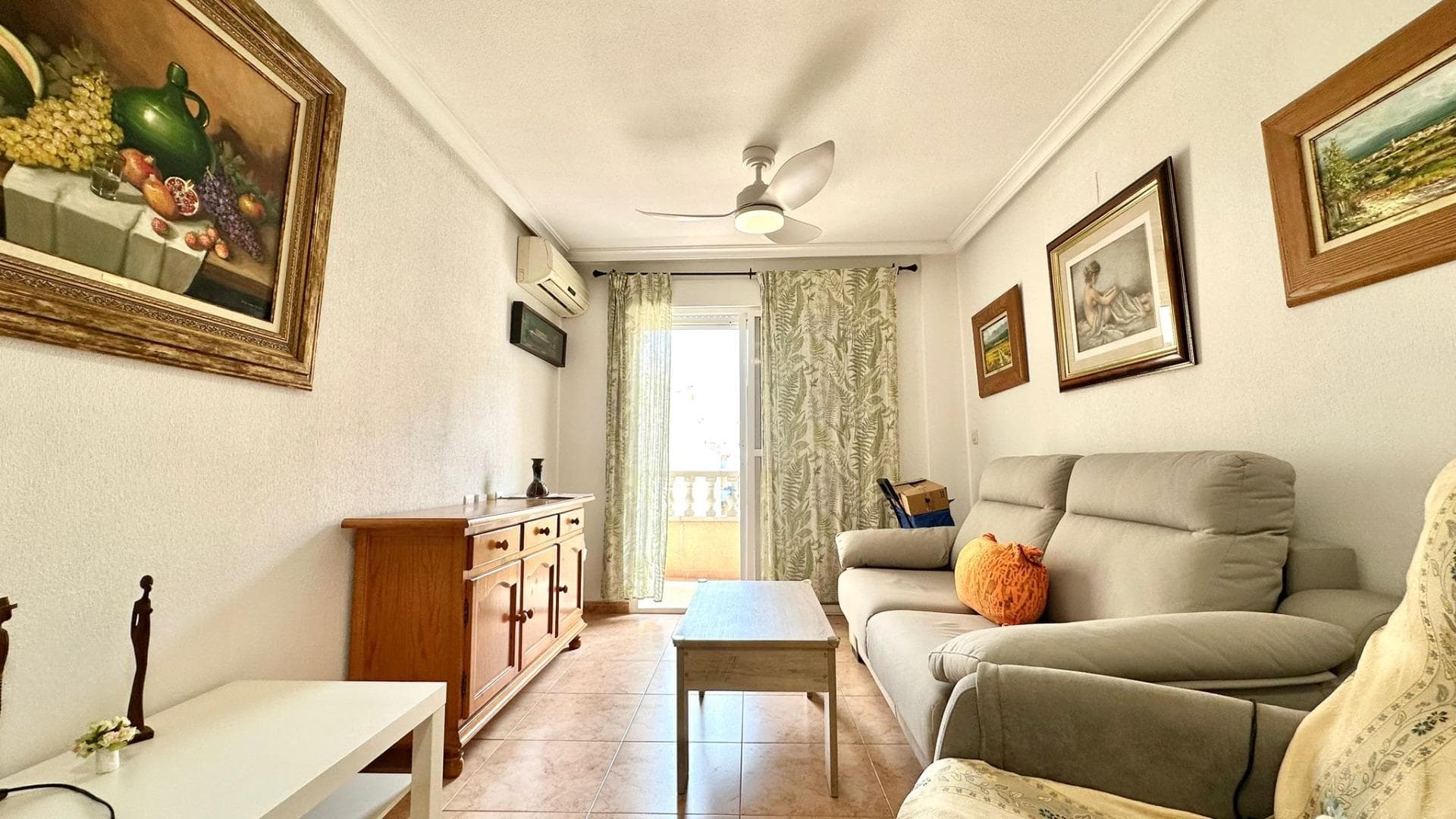Discover a unique opportunity in the heart of Torrevieja, where comfort, urban living, and Mediterranean style come together to offer you a home that goes far beyond the conventional. This apartment is more than just a house; it's the starting point of a new chapter, a space where every day is lived with ease, convenience, and the peace of mind of having everything within easy reach. Located in one of the city's most convenient and sought-after areas, living here means enjoying an environment where everything flows smoothly. From the moment you arrive, you'll feel the special energy that characterizes the center of Torrevieja: vibrant streets, local shops, charming cafes, and a culinary scene that invites you to savor every moment. The great advantage of this location is absolute convenience. Here, you can forget about your car for your daily life, because everything is just steps away. From grocery shopping to dining out, from a morning coffee to an evening stroll, everything is part of a simple, practical, and enjoyable routine. And yet, having your own garage makes a huge difference. It's that extra touch that brings peace of mind, security, and comfort. Knowing you'll always have a place to park, without worries or unnecessary circling, is a luxury especially valued in the city center. It's real convenience, the kind that improves your daily life. This apartment conveys a sense of home from the moment you step inside. It's a welcoming, versatile space full of possibilities, designed to adapt to different lifestyles. Whether you're looking for your primary residence, a second home, or an investment, you'll find an option here that suits you. The layout invites you to imagine a comfortable and functional life, where every corner has its purpose and everything is designed to make everyday life easier. It's a space where you can relax, disconnect, and enjoy your own pace. Natural light provides a constant sense of well-being. This bright and pleasant atmosphere completely transforms the experience of living in the apartment, creating a warm and inviting environment that makes you want to stay. Living in the city center also means being surrounded by life. It means always having something to do, something to discover, something to enjoy. From local events to cultural activities, there are always options to fill your time with experiences. Moreover, the proximity to the sea adds immeasurable value. Being able to get there in just a few minutes, feel the sea breeze, stroll along the Mediterranean, or simply enjoy the views is a privilege that transforms everyday life. It's that detail that turns a good location into an exceptional one. This apartment is ideal for those seeking balance. Balance between urban life and tranquility, between activity and rest, between comfort and enjoyment. It's a place where you can have it all without sacrificing anything. It's also an excellent option for those looking to invest. Demand in the center of Torrevieja is constant, and having extras like a garage significantly increases the property's value. It's a solid investment with potential for profitability in both rental and resale. The atmosphere in this area is welcoming and dynamic at the same time. It's a place where local and international residents coexist, creating a multicultural environment that brings richness and dynamism. This not only enhances the experience of living here but also reinforces the property's value. Every day in this apartment can begin peacefully and end with special moments. From enjoying a leisurely breakfast to dining out at one of the many nearby restaurants, everything is designed for you to enjoy your daily life. It's a home that adapts to you, your pace, and your lifestyle. A space where you can create your own sanctuary, where you can feel comfortable, and where you can savor every moment.