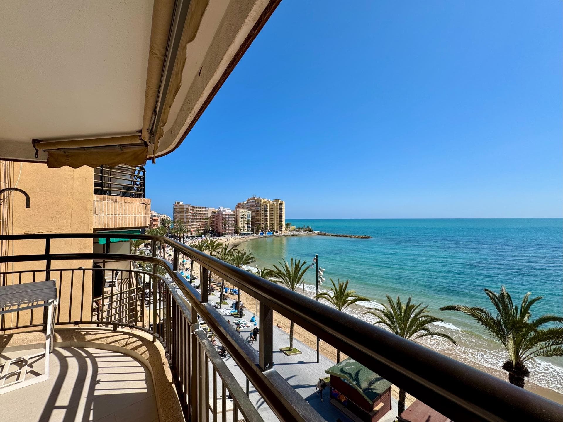 frontline apartment with stunning sea views at playa del cura experience coastal living at its finest in this bright and airy 3-bedroom apartment, right on the frontline of playa del cura. step outside and feel the sand between your toes, just a few meters from the golden sand and calm waters of one of torrevieja’s most iconic beaches, with its vibrant promenade perfect for morning walks, sunset strolls, or enjoying a café by the sea. situated on the 4th floor of a well-maintained building with an elevator, this home features 3 spacious bedrooms, 2 bathrooms, a luminous living room, a functional kitchen, and a balcony with direct sea views. its exterior orientation ensures plenty of natural light and refreshing sea breezes, making it a perfect retreat for permanent living or holiday escapes. all daily conveniences are within walking distance: supermarkets, restaurants, shops, and services, while the promenade lets you enjoy the best of seaside life right outside your door. a rare opportunity to combine space, comfort, and a frontline coastal location — ideal for families, holiday homeowners, or investors seeking a prime seafront address in torrevieja.