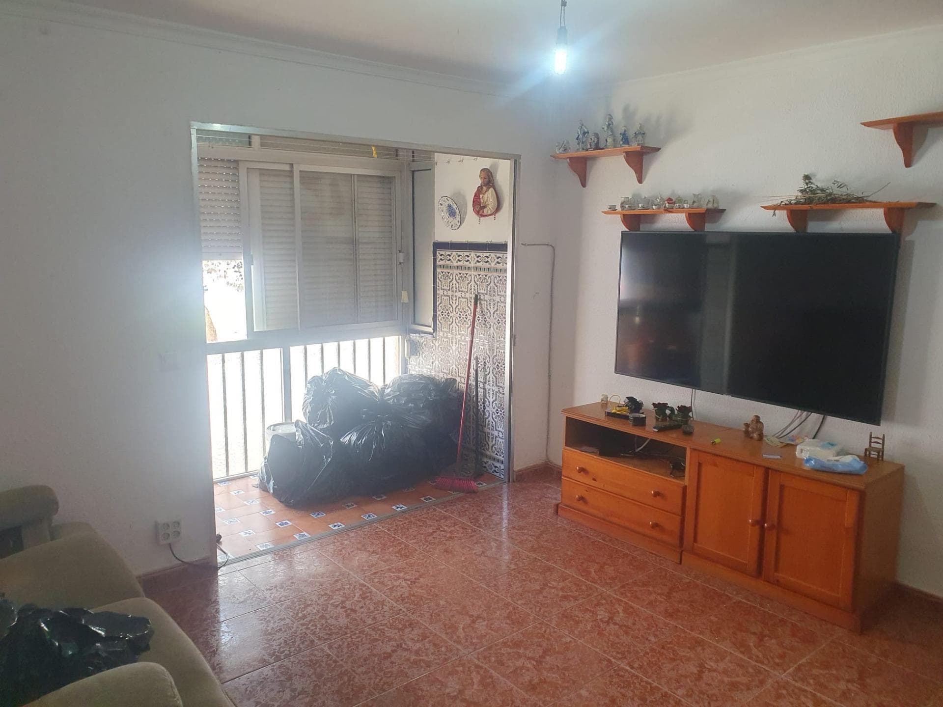 Bedrooms: 3, Bathrooms: 1, Apartment in La Linea De La Concepcion, Cádiz, Spain