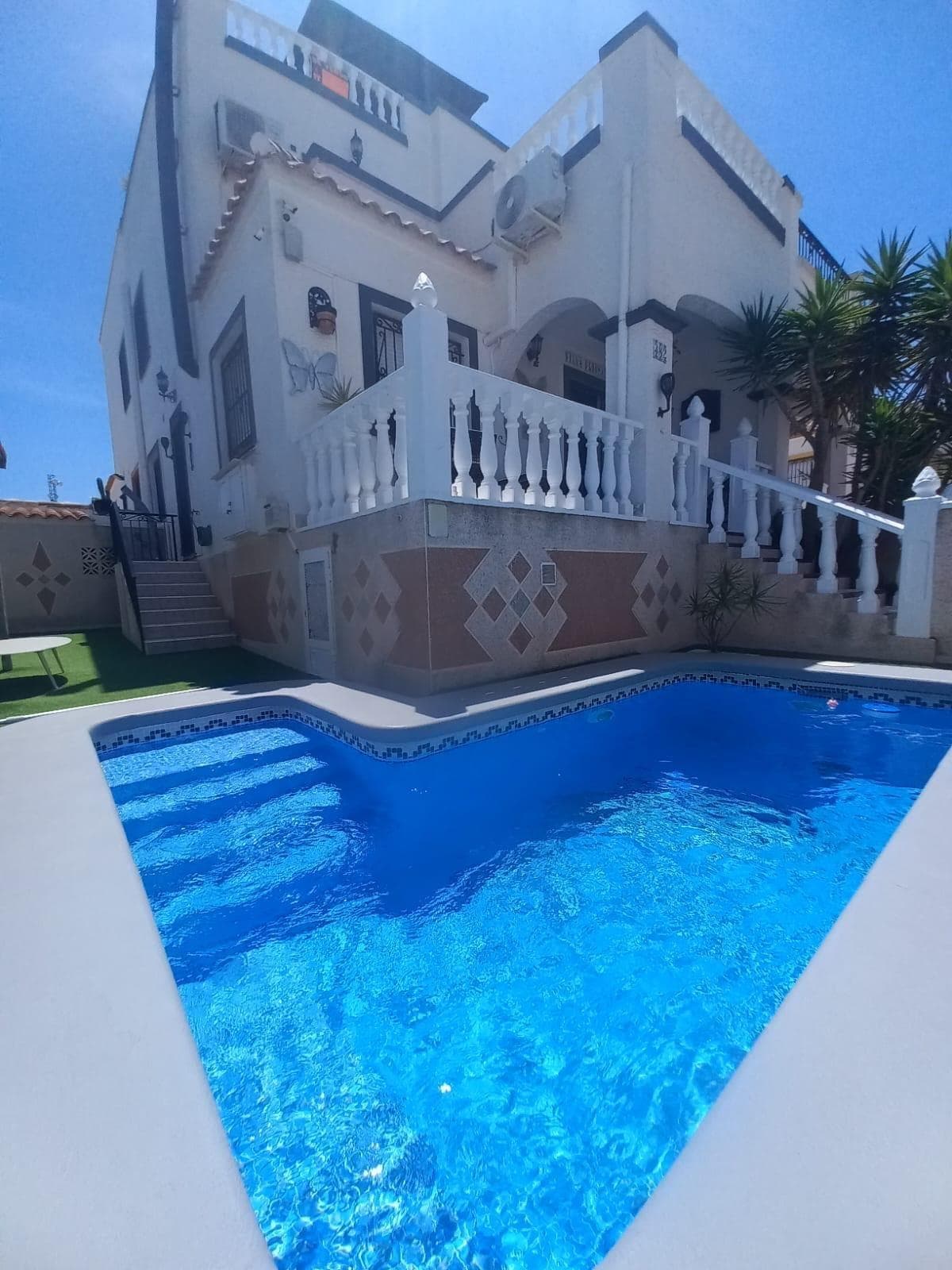 Bedrooms: 3, Bathrooms: 2, Town House in Orihuela  Costa, Alicante, Spain