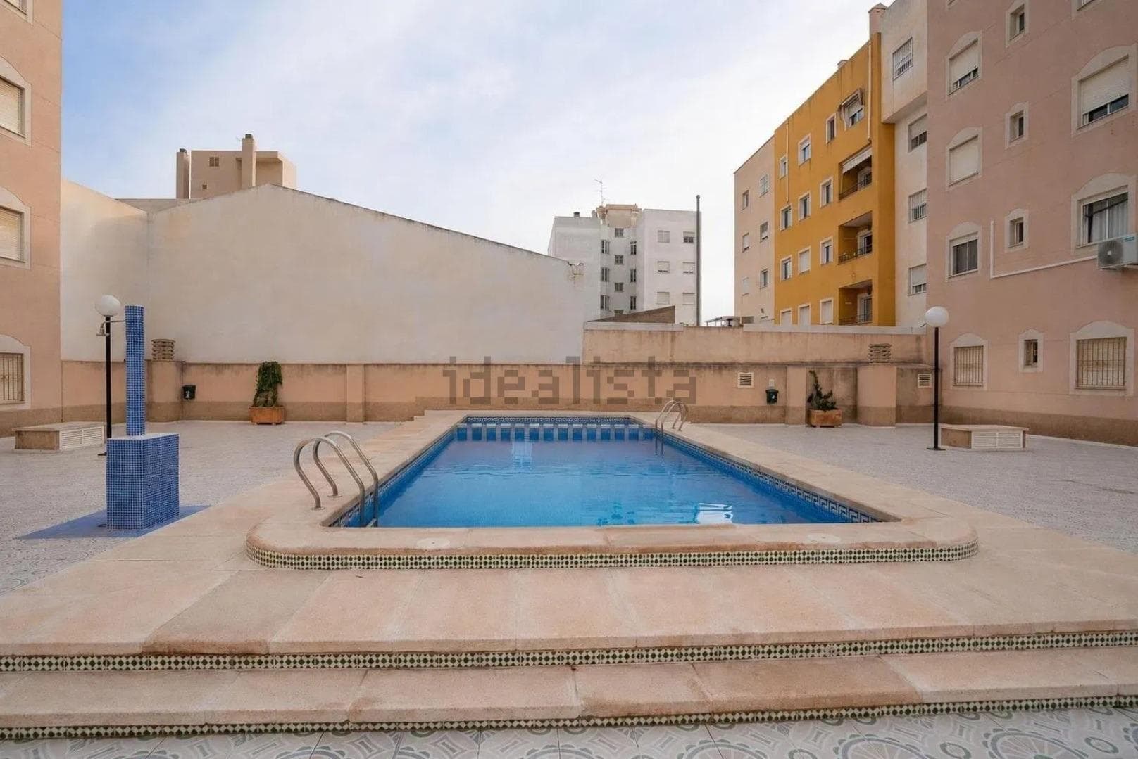 Bedrooms: 2, Bathrooms: 1, Penthouse in Torrevieja, Alicante, Spain
