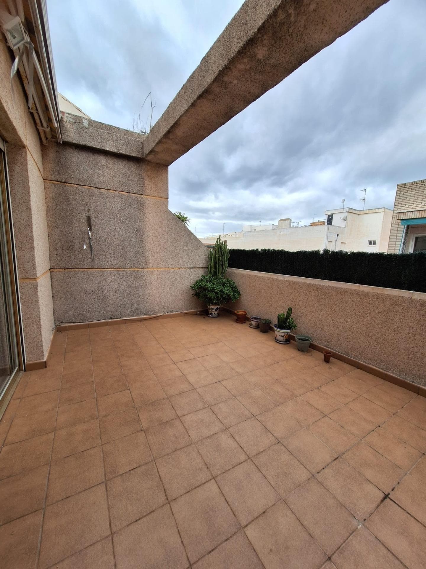 Bedrooms: 2, Bathrooms: 1, Penthouse in Torrevieja, Alicante, Spain