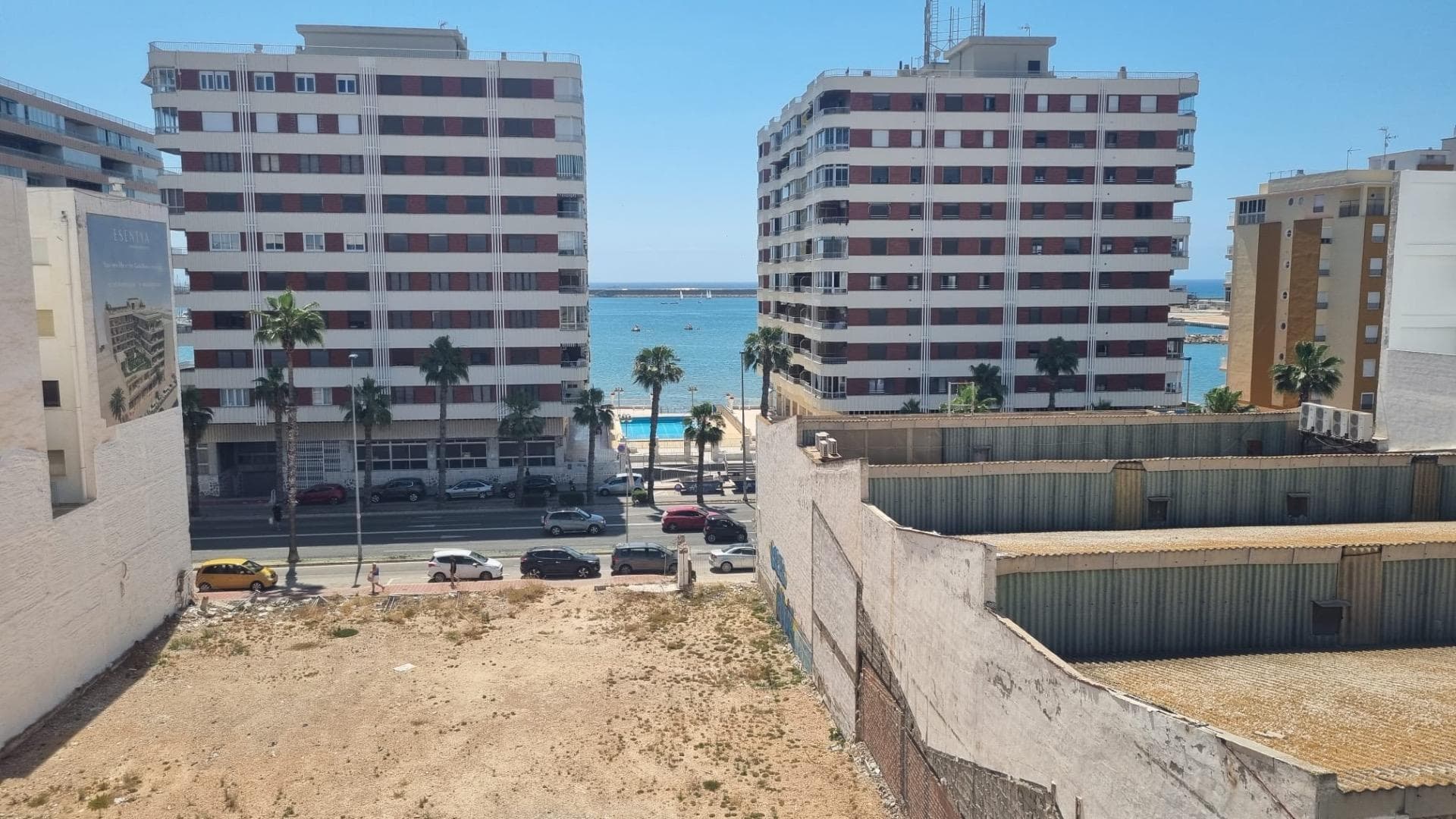 We present this attractive apartment in the sought-after Acequión area of ​​Torrevieja. With a constructed area of ​​58 m² and an east-facing orientation, this property features two double bedrooms, ideal for families or couples seeking a comfortable home near the sea. The apartment is move-in ready, allowing you to enjoy it immediately without the need for renovations. The property offers pleasant views from its private terrace, where you can relax and enjoy the Mediterranean climate. Located just steps from the beach, the property is surrounded by numerous amenities, including nearby bus stops and shopping centers; it is also close to highly-rated schools in the area. This perfect combination of convenience and location makes it an excellent option for both permanent residence and holiday investment. Don't miss the opportunity to acquire this charming apartment. Shall we schedule a viewing?