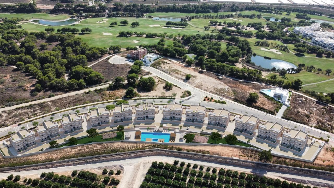 New Build Bungalows in Lo Romero Golf Resort, Pilar de la HoradadaModern New Build Homes Next to Lo Romero GolfDiscover this exclusive new residential development of 48 modern bungalows located in the prestigious Lo Romero Golf Resort in Pilar de la Horadada, on the southern Costa Blanca. Situated in a privileged second line golf position, these stylish homes combine contemporary design, open views and a peaceful Mediterranean lifestyle surrounded by nature.The residential complex offers 3 bedroom and 2 bathroom properties, including one ensuite bathroom, designed to maximize comfort, natural light and outdoor living. Residents can choose between ground floor bungalows with front and rear terraces or top floor properties with a private solarium offering beautiful panoramic views over the golf course and surrounding orange groves.Bright Interiors and Functional LayoutsThanks to the elongated design of the plot, all homes enjoy double orientation and excellent cross ventilation, creating bright and airy interiors throughout the year. The open plan living and dining area connects perfectly with the outdoor spaces, ideal for enjoying the sunny Costa Blanca climate.The properties are delivered with quality specifications including reinforced entrance door, pre installation for ducted air conditioning, aerothermal system for hot water production, and fully equipped bathrooms with furniture and shower screens. Ground floor homes also include electric shutters, while top floor properties feature a private rooftop solarium with shower and pre installation for a summer kitchen.Resort Style Community with Excellent AmenitiesThe gated community includes a communal swimming pool for adults and children surrounded by landscaped gardens, a children's playground and assigned outdoor parking spaces. The peaceful environment makes these homes ideal both as a permanent residence and as a holiday property or rental investment.Prime Location in Pilar de la HoradadaLo Romero Golf Resort is one of the most attractive golf destinations on the Costa Blanca South, known for its scenic 18 hole golf course and tranquil surroundings. Pilar de la Horadada offers all daily services including supermarkets, restaurants, shops, sports facilities and charming Spanish plazas full of local atmosphere.The beautiful sandy beaches of Torre de la Horadada and Mil Palmeras are located only 7 km away, perfect for enjoying crystal clear Mediterranean waters and beachfront promenades.Distances to Key Points of InterestLo Romero Golf Course: 0.5 kmPilar de la Horadada town center: 3 kmTorre de la Horadada beaches: 7 kmDos Mares Shopping Center: 15 kmMurcia International Airport: 45 kmAlicante Airport: 75 kmPort of San Pedro del Pinatar: 16 kmLa Zenia Boulevard Shopping Center: 18 kmEnjoy the Costa Blanca LifestyleThese modern golf bungalows offer an unbeatable combination of location, quality and lifestyle in one of the most desirable areas of the Costa Blanca. Contact us today for more information or to arrange your visit and secure your dream home next to Lo Romero Golf Resort.