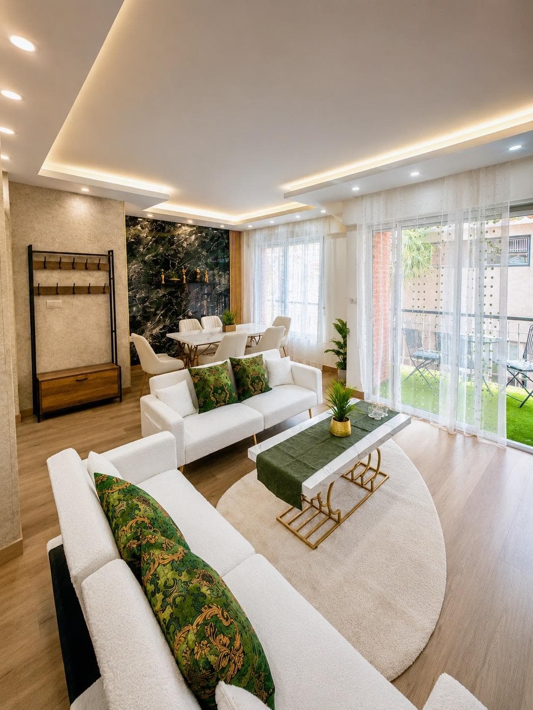 This apartment in the very center of Torrevieja is a true gem. Located on a quiet pedestrian street, this property combines the peace of a traffic-free area with the advantage of being just a few steps from Plaza de la Constitución, the seafront promenade, and the city’s Yacht Club. The property, situated on the first floor with an elevator, has been fully renovated and stands out for its efficient use of space: a spacious living-dining room that connects directly to a private terrace decorated with artificial grass. A modern American-style kitchen, open to the living room, enhances the sense of space and makes daily life more comfortable. It features 4 double bedrooms, a rare number of rooms in the city center. The master bedroom includes an en-suite bathroom for added privacy, as well as a second full bathroom for the rest of the home. Living 500 meters from the beach and having the Yacht Club just around the corner makes this property a smart investment. Surrounded by all necessary services (supermarkets, pharmacies, restaurants), it is perfect both for a large family and for an investor looking for a property with high demand for annual or holiday rentals. Advantages of this apartment: Located on a pedestrian street with no traffic noise, fully renovated property, 4 real and spacious bedrooms, and you can walk to the beach and the port in less than 5 minutes. Contact us to arrange a visit and see it with no obligation!