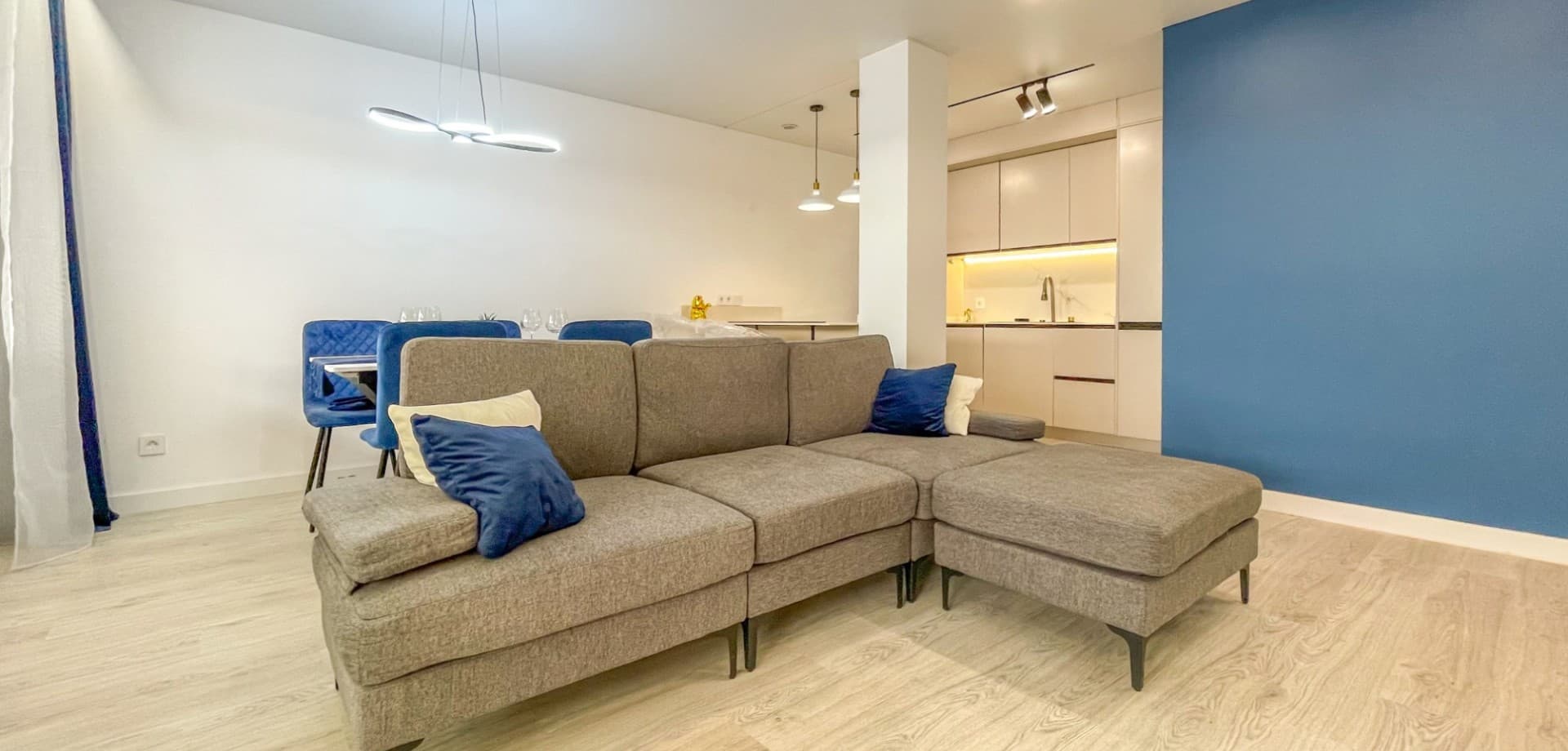 Located just 50 metres from the beautiful Playa del Acequión in Torrevieja, this stunning fully renovated apartment offers the perfect combination of modern comfort, quality finishes, and an unbeatable coastal location.With a built area of 91 m², the property features a bright and spacious living and dining area, two generous bedrooms, and two modern bathrooms. Every detail of the renovation has been carefully considered, creating a stylish and contemporary home ready to enjoy from day one.The fully equipped kitchen includes integrated Bosch appliances and blends seamlessly with the living space, offering both functionality and modern design. Large windows allow natural light to fill the apartment, creating a bright and welcoming atmosphere throughout.One of the property's standout features is the spacious 12 m² terrace, where you can relax while enjoying pleasant side sea views and the Mediterranean breeze.The renovation has been completed to a high standard and includes completely new electrical and plumbing installations, new windows and doors, ducted air conditioning throughout the property, and a modern 100-litre smart water heater with WiFi control.The apartment is sold fully furnished and move-in ready, allowing the new owners to immediately enjoy everything this exceptional property has to offer without the need for any further investment.An underground garage space is available as an optional extra for €18,000, providing secure and convenient parking close to the beach.Situated within walking distance of the beach, marina, restaurants, supermarkets, cafés, and all daily amenities, this property is ideal as a permanent residence, holiday home, or investment opportunity.
