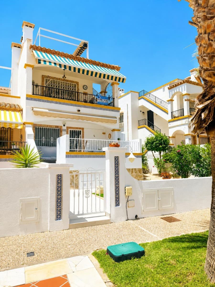 Welcome to this beautifully presented 2-bedroom, 2-bathroom first floor apartment, ideally situated in the highly desirable area of Los Dolses, perfectly positioned close to stunning beaches, championship golf courses, shopping centres, restaurants, and all local amenities. This is a fantastic opportunity to own a property in one of the most sought-after locations on the Costa Blanca.As you approach the property, you are greeted by a beautifully spacious private garden area, creating a wonderful first impression and offering the perfect outdoor space to relax and unwind.Stepping inside, you will immediately appreciate the bright and spacious open-plan living and dining area, designed for both comfort and entertaining. Large sliding patio doors flood the room with natural light and lead directly onto a wonderful private terrace, where you can enjoy peaceful evenings watching the sunset while overlooking the beautifully maintained communal gardens.The property features a fully equipped kitchen with the added convenience of a separate utility room, providing practicality alongside style.The generous master bedroom offers fitted wardrobes, a private en-suite bathroom, and charming Juliet balcony doors overlooking the beautiful canal views, creating a tranquil and relaxing atmosphere. A second spacious guest bedroom and a modern family bathroom complete the interior layout perfectly.One of the standout features of this property is the impressive private rooftop solarium, offering an exceptional space for outdoor living. Fully prepared for relaxing, dining, and entertaining, it is the perfect place to enjoy barbecues with family and friends while embracing the wonderful Mediterranean lifestyle all year round.Residents also benefit from beautifully maintained communal gardens and a large communal swimming pool, ideal for enjoying the sunshine and making the most of outdoor living throughout the year.Location is everything, and this property delivers exceptionally well. Situated just minutes away from three prestigious golf courses, including Villamartin Golf, and close to the popular commercial centres of Los Dolses, La Fuente, and Villamartin Plaza, you have everything you need right on your doorstep. The famous La Zenia Boulevard Shopping Centre is just a 5-minute drive away, while the beautiful beaches of the Orihuela Costa are only a short journey from home.This exceptional property offers the perfect combination of location, lifestyle, comfort, and outdoor living, making it ideal as a permanent residence, holiday home, or investment opportunity.Early viewing is highly recommended – properties in this location do not stay on the market for long.