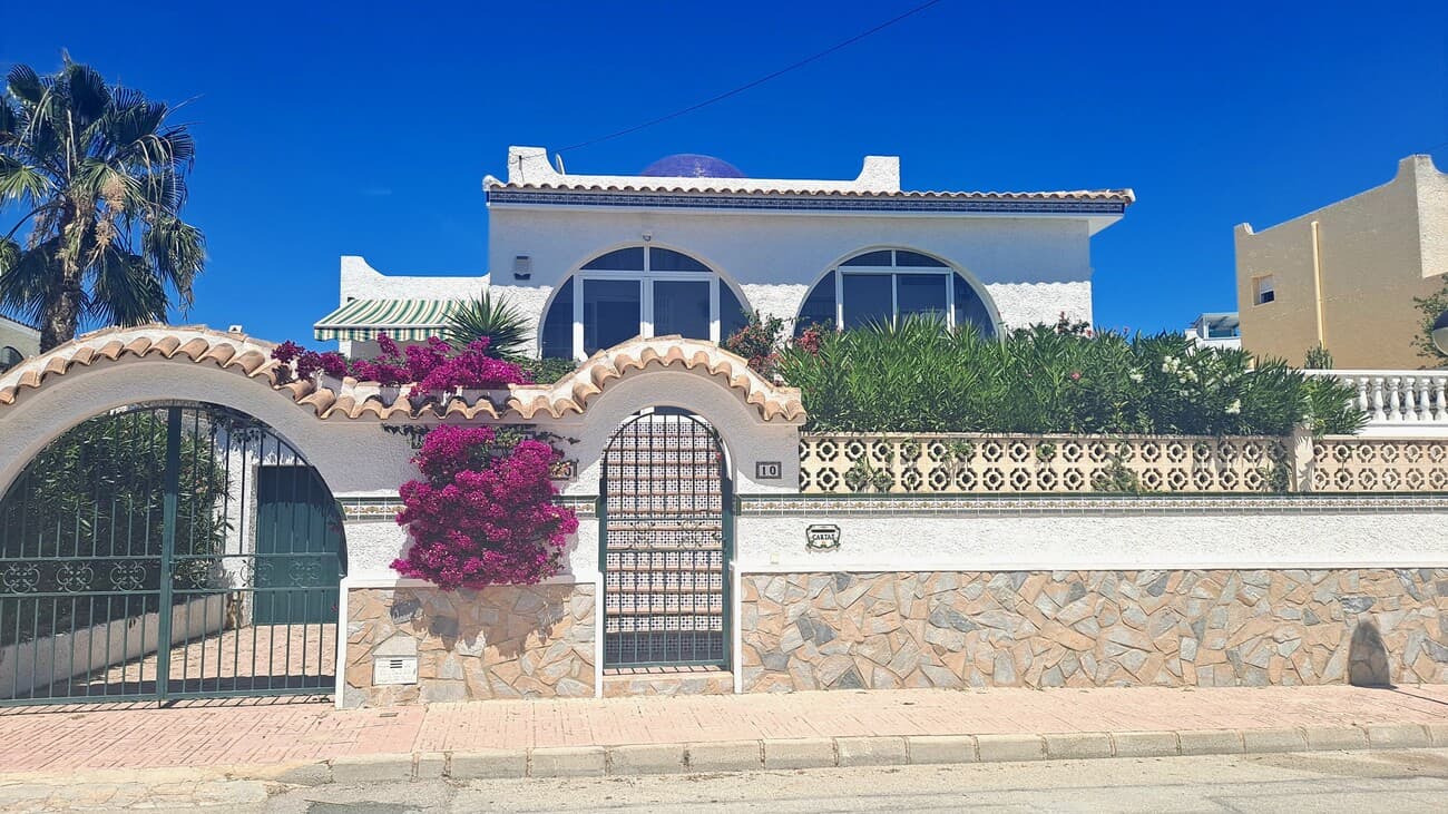 This charming south-west facing, detached villa, sits on a 437 m² plot and boasts a large private swimming pool, along with generous outdoor space designed for relaxing, entertaining, and making the most of sunny summer days and mild winter evenings. Full of character, the property offers beautifully proportioned exterior areas ideal for al fresco dining and outdoor living.As you enter the property, you are welcomed by a glazed entrance terrace that leads into a bright and spacious living room, open plan kitchen/diner. From here, there is direct access to a sunny south-west facing terrace.Adjacent to the living room is a modern fully fitted kitchen, fully equipped with all essential appliances.All rooms are set on one single level. There are 3 spacious bedroom featuring fitted wardrobes, air conditioning, and double-glazed windows, along with a modern large family bathroom. The master bedroom boasts a modern ensuite bathroom with walk-in shower. A further generously sized bedroom also benefits from fitted wardrobes, air conditioning, and ceiling fans. The double gates to the front of the property lead to a driveway and garage.This exceptional home must be viewed to fully appreciate its charm, space, and quality. It is being sold fully furnished and is perfectly suited as either a permanent residence or a luxurious holiday home.Ideally located, the property is within walking distance of shops, bars, and restaurants. Villamartin Golf Club & Campoamor Golf Club is just a 5-minute drive away, while the beautiful beaches of Orihuela Costa can be reached in only 10 minutes. Local bus services are also conveniently close by.Properties of this quality and location rarely remain on the market for long. Contact our team today to arrange your viewing.