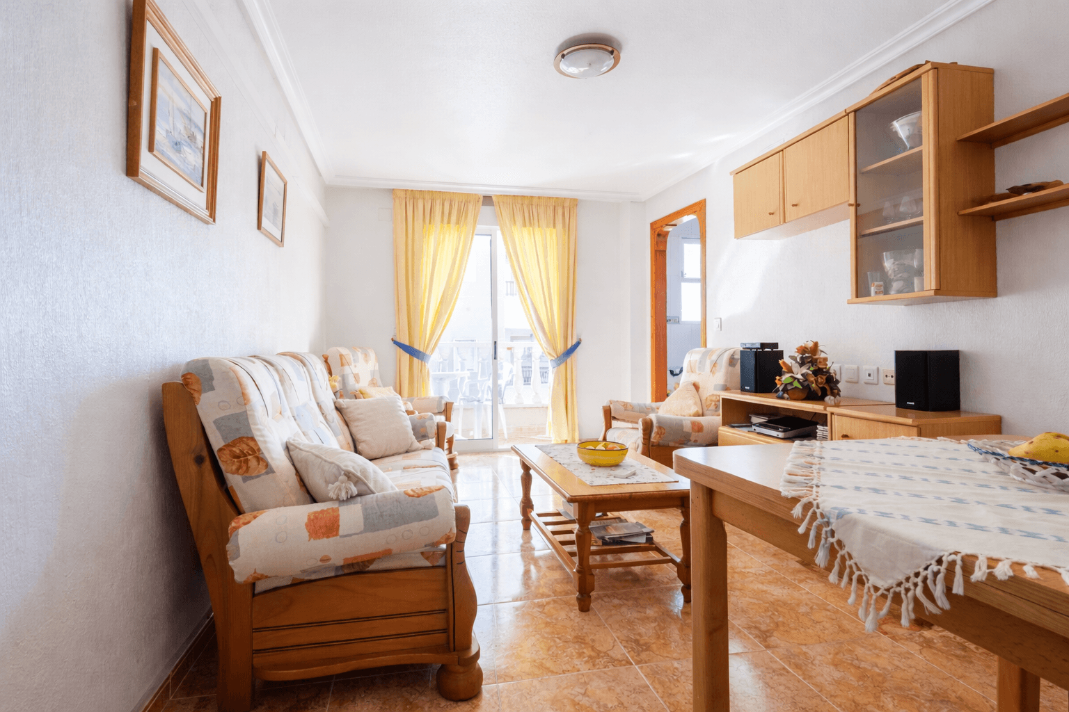 156.000 € Apartment in Torrevieja, Second FloorYour chance to live where others only come on vacationThis second-floor apartment, built in 2001, is ready to move into and offers the perfect combination of comfort, location, and quality of life. Located in one of Torreviejas most dynamic areas, just 600 meters from Acequión Beach, youll enjoy the Mediterranean climate with more than 320 sunny days per year and easy access to blue-flag beaches such as Playa del Cura (10 min), Los Náufragos, and La Mata (15 min).Main FeaturesArea 81 m² of well-distributed comfortBedrooms 3 spacious and brightBathrooms 2 fully equippedKitchen independent, modern, and functionalTerrace 7 m² to enjoy the Mediterranean breezeYear built 2001Community fees €147 per quarterPrime location surrounded by shops, restaurants, bars, supermarkets, pharmacies, and shopping centersall within walking distance. The Alicante International Airport is just 40 minutes away by car, making this property a great investment for both permanent living and holiday rentals.Living in Torrevieja means enjoying much more than its beaches. Just a few kilometers away, youll find the Pink Lagoons of La Mata, the Natural Park of Las Salinas, marinas, lively promenades, and a wide range of gastronomy and cultural activities that attract visitors from all over the world.Here, youre not just buying an apartment youre investing in a lifestyle sun, sea, leisure, and peace all in one place.Torrevieja Second FloorReady to move in