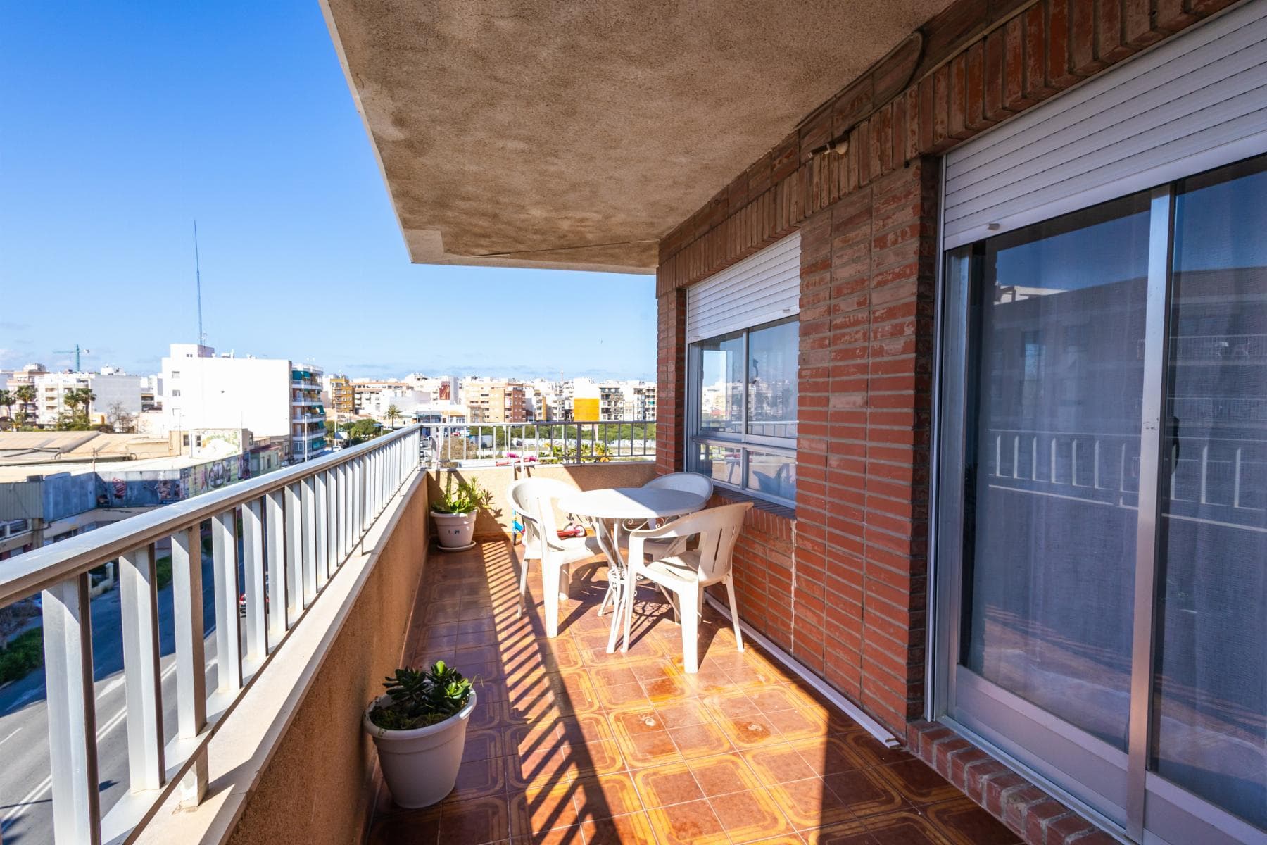 Your Home in Paradise! Renovated Apartment Just 50m from the Sea in TorreviejaA unique opportunity to enjoy Mediterranean living in one of the most sought-after areas of Torrevieja. This fully renovated property is located just 50 meters from Acequión Beach and 200 meters from Los Náufragos Beach, awarded the Blue Flag for the quality of its waters and services. An ideal setting for those seeking peace, comfort, and proximity to the sea.The property stands out for its spaciousness, brightness, and high-quality renovation, designed to provide comfort all year round. Its layout allows excellent natural light and optimal ventilation, creating functional and pleasant living spaces.Main features of the property 105 m² built area 2 spacious bedrooms 1 modern and functional bathroom Bright and spacious living-dining room Fully equipped independent kitchen 12 m² terrace with side sea views Air conditioning Climalit double-glazed windows Complete renovation with high-quality materialsLocated in a well-established area, surrounded by supermarkets, restaurants, pharmacies, and all essential services, with excellent road and public transport connections. Alicante International Airport is approximately 45 minutes away.Torrevieja enjoys over 300 days of sunshine per year, fine sandy beaches, and a relaxed lifestyle, close to Orihuela Costa, golf courses, and shopping areas.Ideal as a permanent residence or investment.Price 169,990 €Property tax (IBI) 250 €Community fees 260 € per year