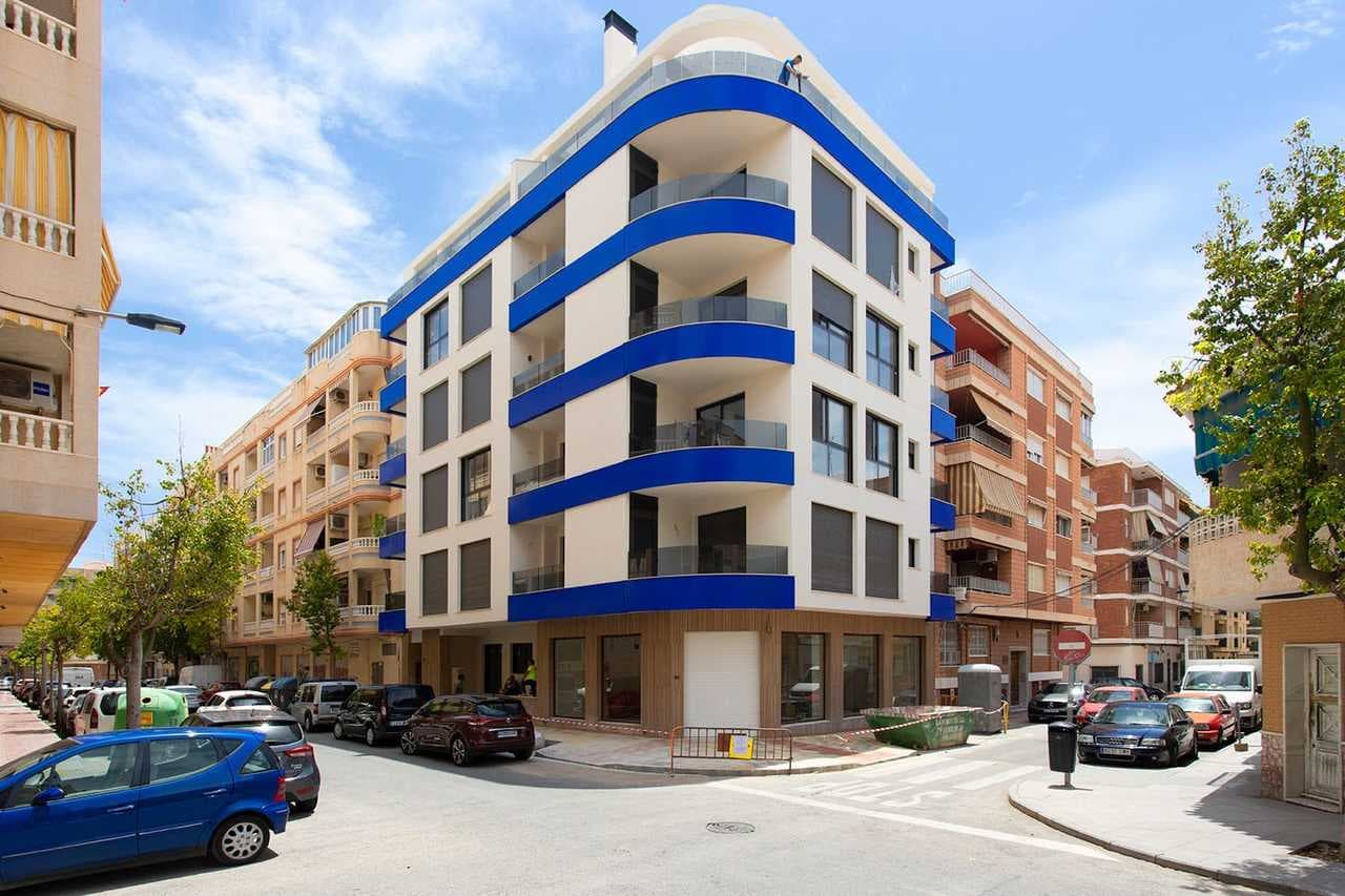 Modern 2 bedroom apartment (3rd floor) in the centre of Torrevieja, Alicante close to Playa del Cura and Paeo Maritimo, with everything you need within walking distance of this popular touristic city.The property consists of a bright spacious living/dining room, a modern open plan L-shape kitchen, two bedrooms with fitted wardrobes, two bathrooms, all windows facing towards the street, sunny south facing balcony with side sea view, terrace to watch the carnivals and panoramic city views.Community area with rooftop terrace and swimming pool, public parking one block away.