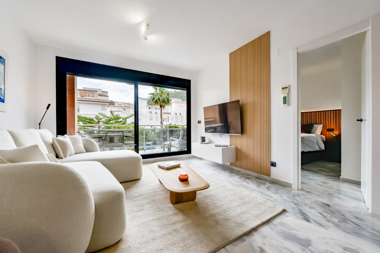 Discover your dream apartment on the coast!<br />Are you looking for a ready-to-move-in, stylish and perfectly located apartment? Then this gem is exactly what you are looking for. This beautifully renovated apartment (2025) combines modern comfort with a prime location where everything is within easy reach.<br /><br />Layout & advantages:<br />2 spacious bedrooms<br />2 modern bathrooms<br />Fully equipped, contemporary kitchen<br />Tastefully furnished ready to enjoy<br />Including underground garage and large storage room<br /><br />Living in peace and comfort:<br />Enjoy a beautiful, relaxing view and the serene surroundings every day. The manicured garden with swimming pool provides the perfect place to relax and enjoy the outdoors.<br /><br />Prime location:<br />Located within walking distance of the beach, shops and cozy restaurants. You don't need a car here everything is literally around the corner! In addition, there are excellent public transport connections and easy access to the airport.<br /><br />Ideal as an investment or private residence:<br />Perfect as a permanent residence, second home or profitable investment by the sea.<br /><br />Don't miss out on this unique opportunity and experience the comfort, location and charm of this exceptional apartment for yourself.<br />Contact us today for more information or a viewing!