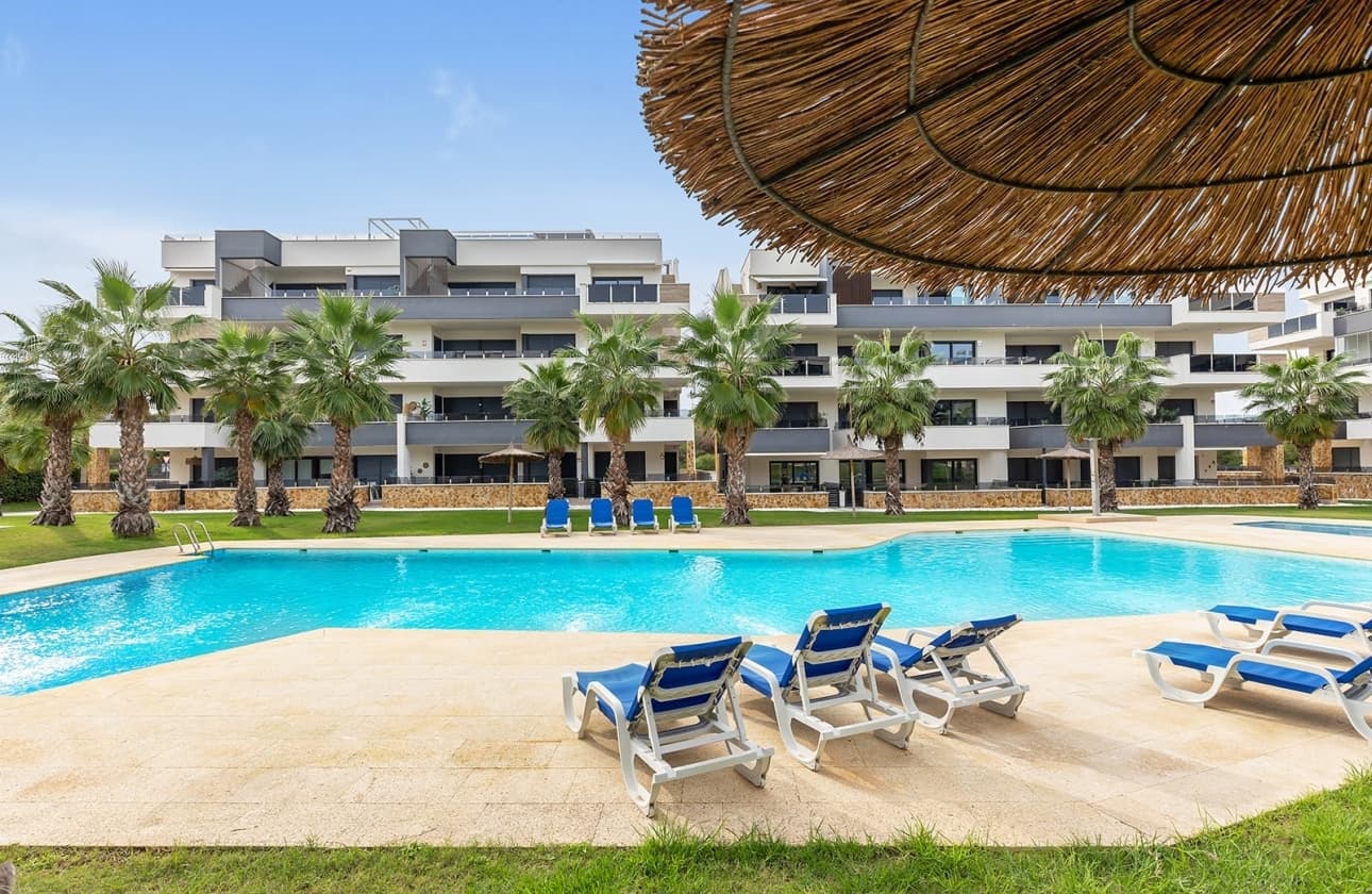 Beautiful penthouse apartment located in Los Altos near Torrevieja, offering spacious living areas, abundant natural light, and access to a well-maintained residential complex with landscaped gardens, a swimming pool, decorative fountain, elevator, and a communal solarium.The apartment features three bedrooms and two bathrooms, along with a bright and welcoming living and dining area connected to a modern open-plan kitchen. Large windows and an excellent layout create a comfortable and airy atmosphere throughout the property.One of the standout features of this home is the spacious terrace fitted with closable glass curtains, creating an additional living space that can be enjoyed all year round — perfect for relaxing, dining, or entertaining in any season.The property also includes an underground parking space and a private storage room.In addition, this is the only apartment within the complex connected to solar panels for the boiler system, offering improved energy efficiency and reduced running costs.The apartment has been exceptionally well maintained by the original owners and is presented in very good condition.Los Altos remains one of the most sought-after residential areas near Torrevieja thanks to its proximity to beaches, restaurants, shopping centres, and everyday amenities, while still offering a peaceful residential atmosphere.Property Details:•⁠  ⁠3 Bedrooms<br />•⁠  ⁠2 Bathrooms<br />•⁠  ⁠Build Size: 90 m²<br />•⁠  ⁠Spacious terrace with glass curtains<br />•⁠  ⁠Elevator in the building<br />•⁠  ⁠Communal solarium<br />•⁠  ⁠Swimming pool and landscaped gardens<br />•⁠  ⁠Underground parking space<br />•⁠  ⁠Private storage room<br />•⁠  ⁠Solar panel system for the boilerAnnual Costs:•⁠  ⁠IBI: €274/year<br />•⁠  ⁠Garage Tax: €67/year<br />•⁠  ⁠Community Fees: €1,000/year